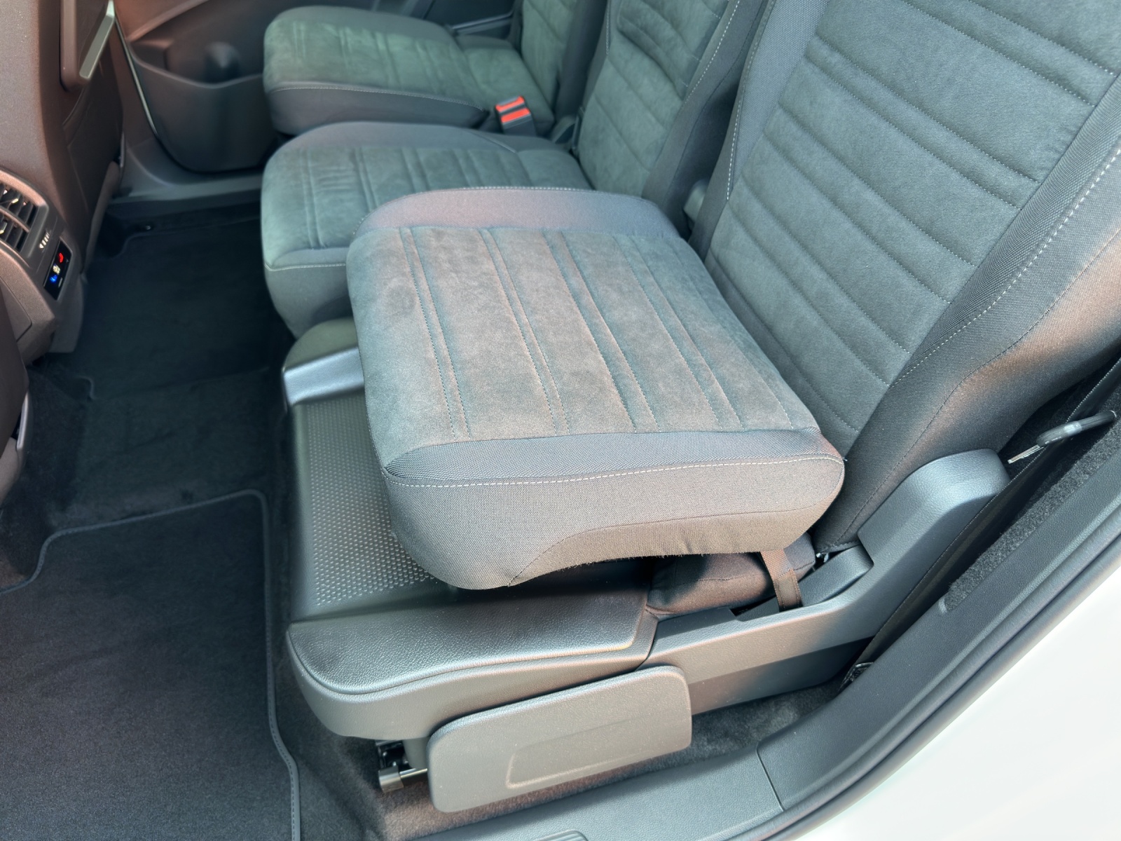 VW Touran 1.5 TSI EVO Comfortline United DSG-image-18
