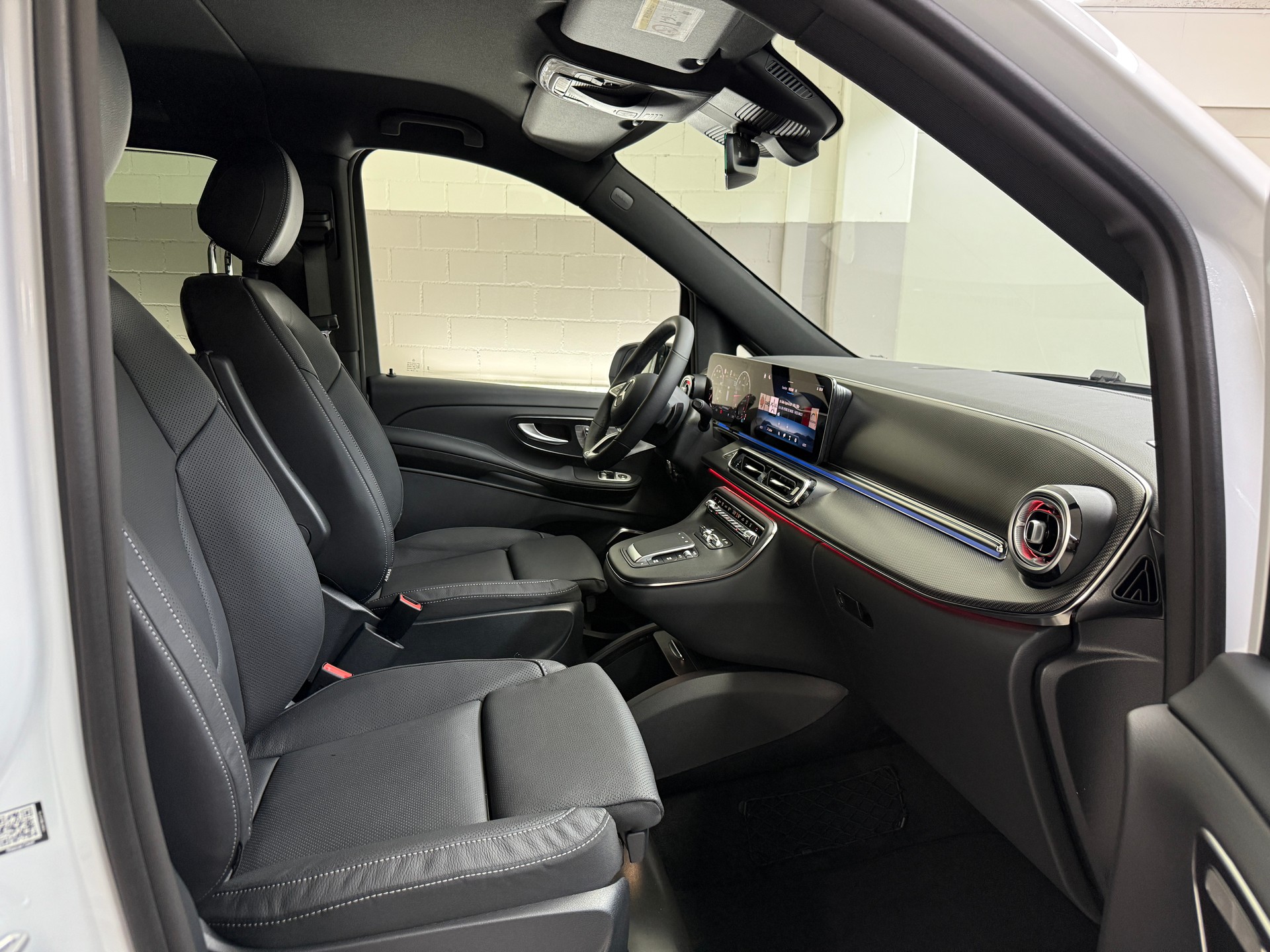 MERCEDES-BENZ V 250 d 4MATIC AVANTGARDE 3200mm L-image-11