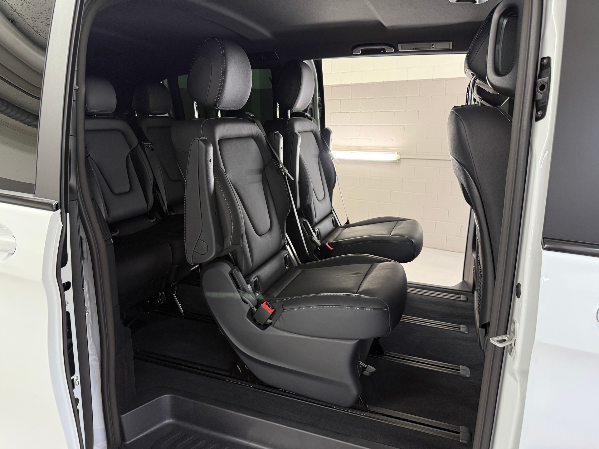 MERCEDES-BENZ V 250 d 4MATIC AVANTGARDE 3200mm L-image-8