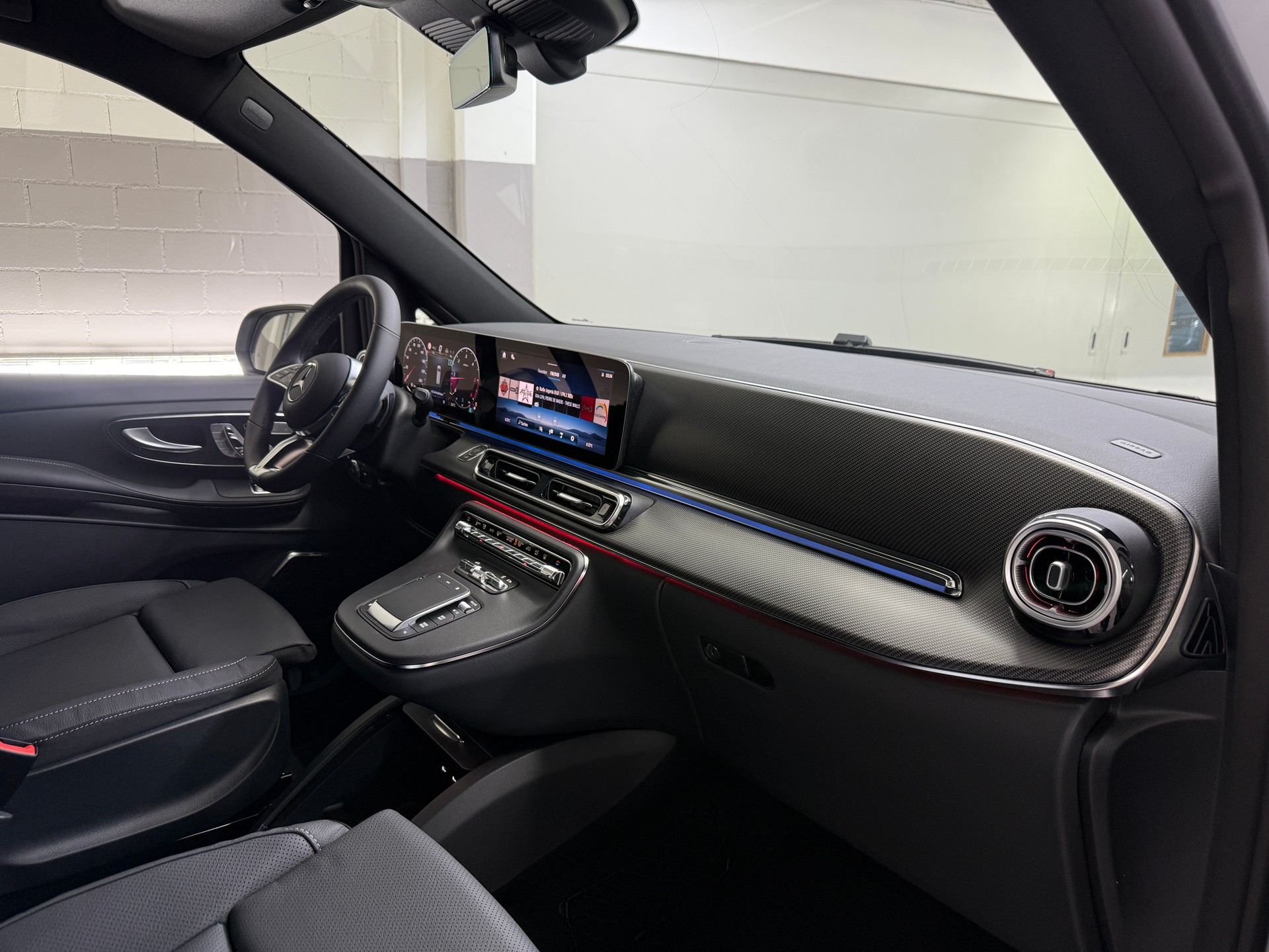 MERCEDES-BENZ V 250 d 4MATIC AVANTGARDE 3200mm L-image-12