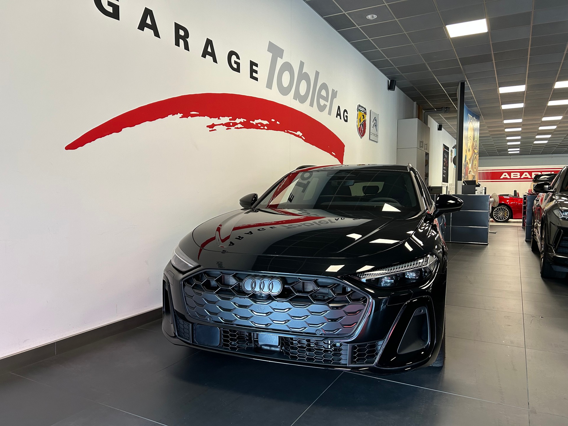 AUDI S5 Avant TFSI quattro S tronic-image-3