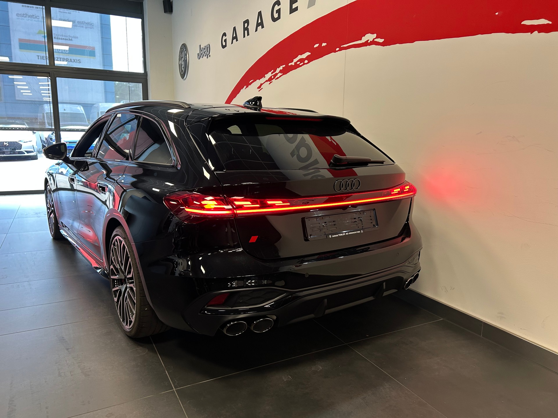 AUDI S5 Avant TFSI quattro S tronic-image-22