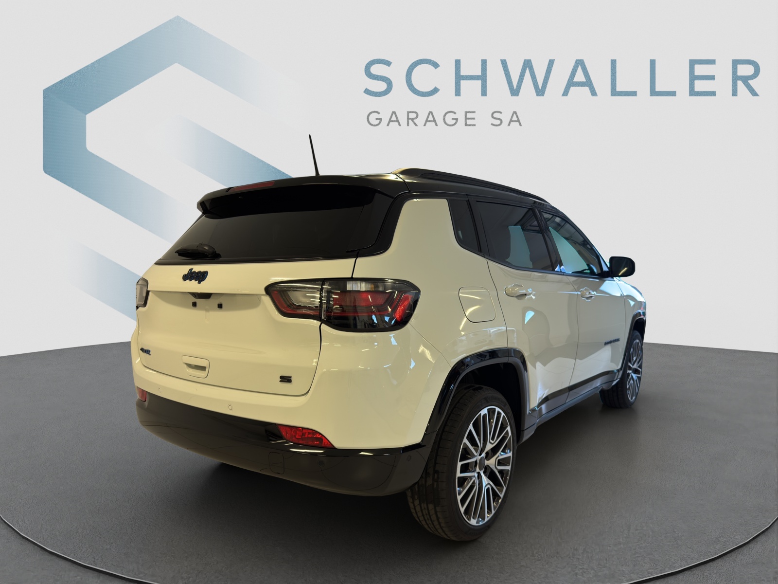 JEEP COMPASS 1.3 Summit 4xe-image-3
