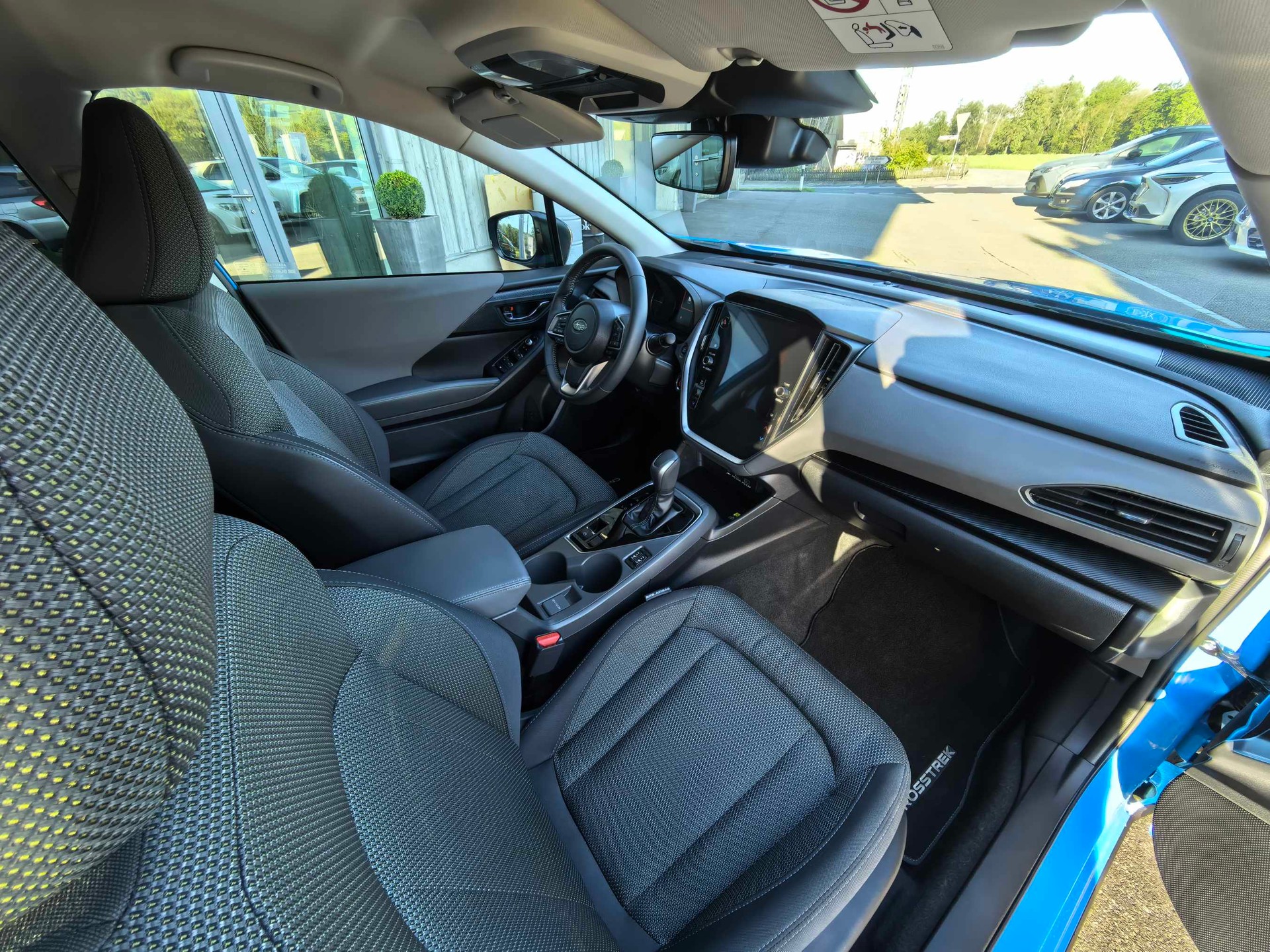 SUBARU Crosstrek 2.0 e-Boxer Swiss Plus AWD Lineartronic-image-12