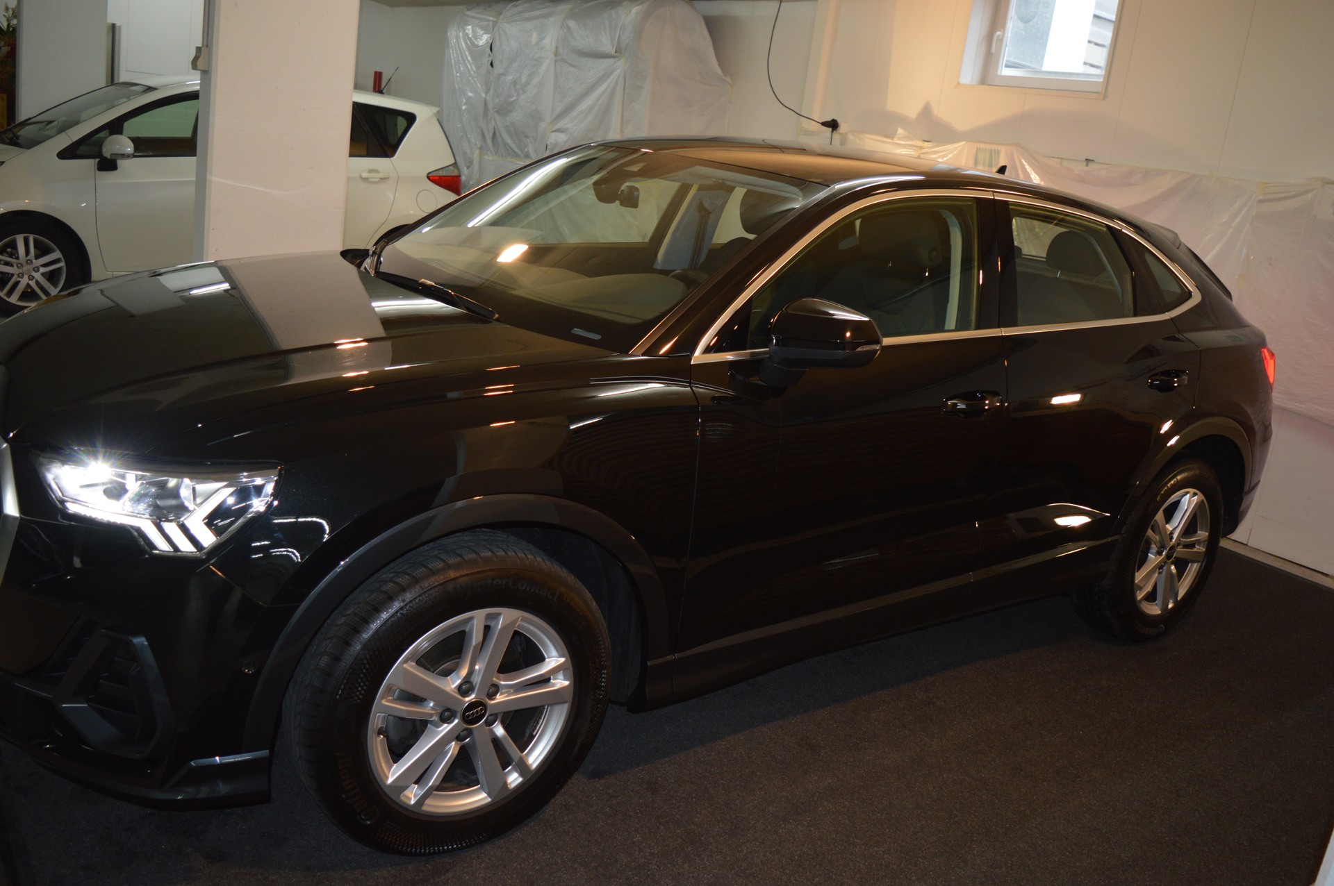 AUDI Q3 Sportback 35 TFSI Attraction S-tronic-image-4