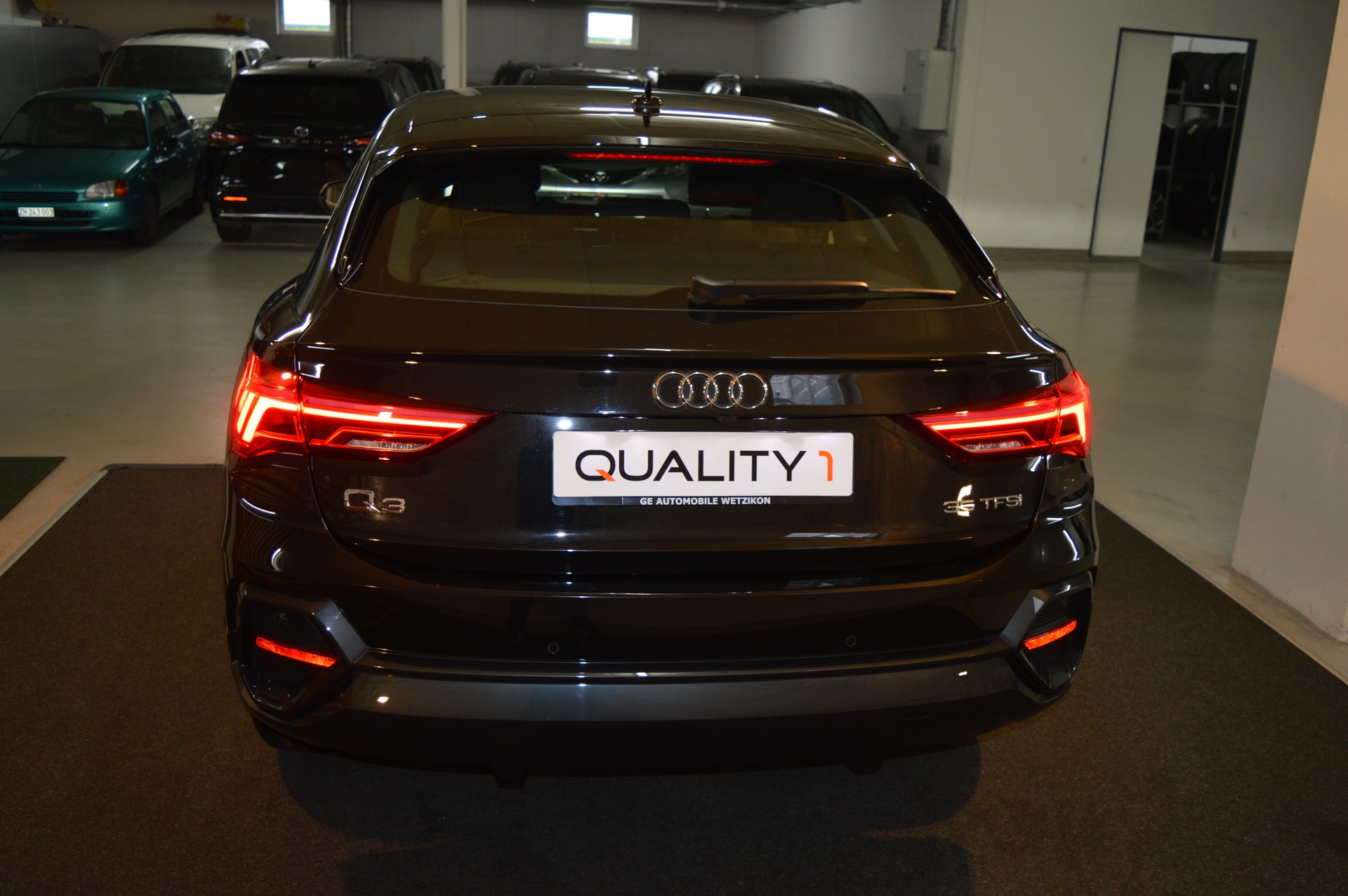 AUDI Q3 Sportback 35 TFSI Attraction S-tronic-image-13
