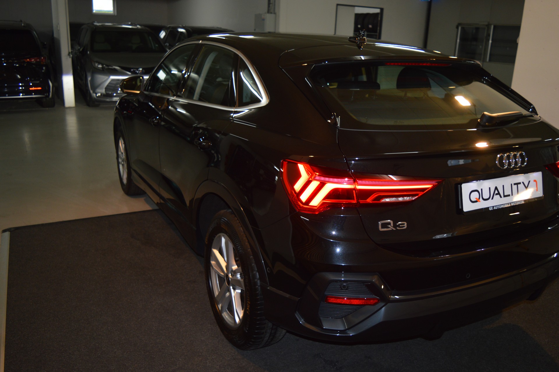 AUDI Q3 Sportback 35 TFSI Attraction S-tronic-image-11