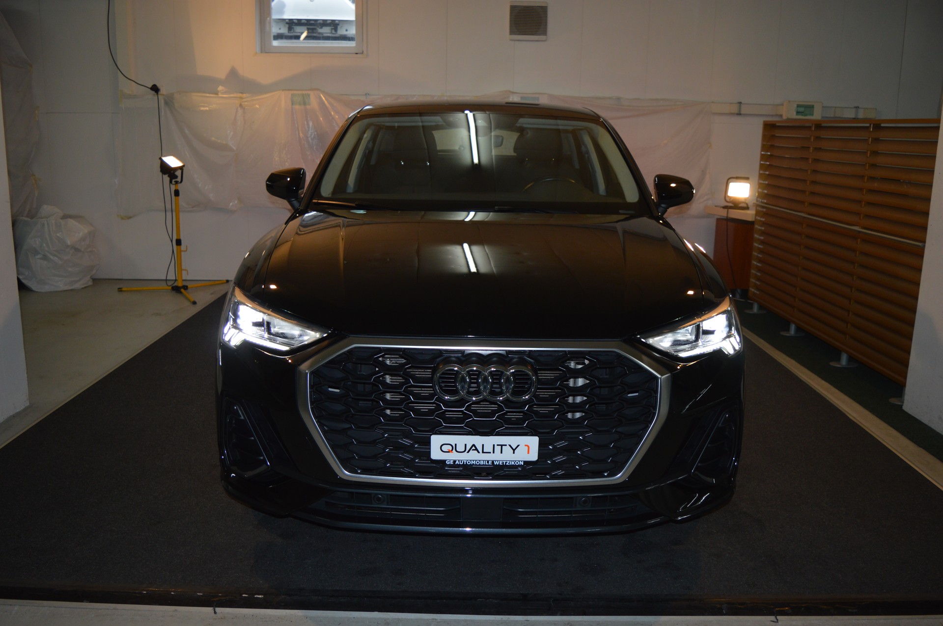 AUDI Q3 Sportback 35 TFSI Attraction S-tronic-image-2