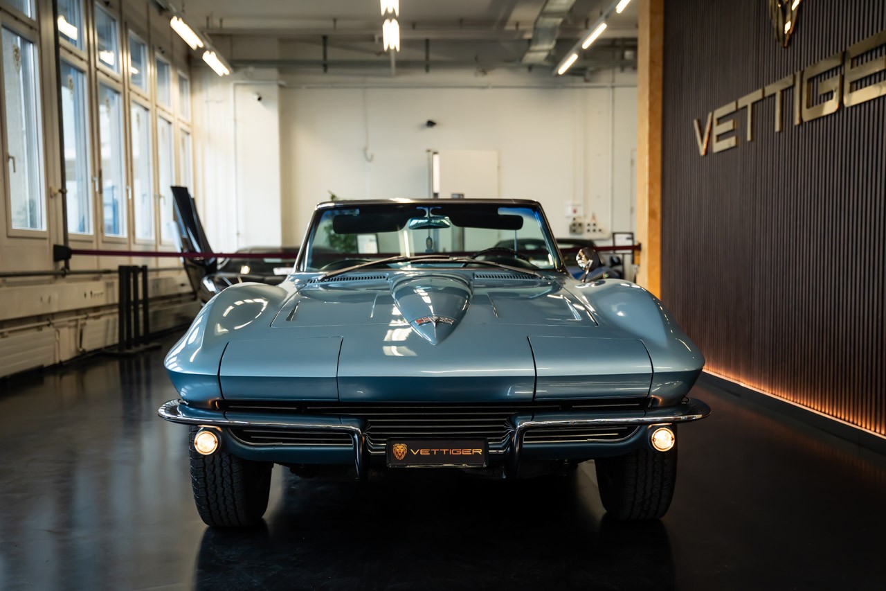 CHEVROLET CORVETTE STINGRAY-image-2