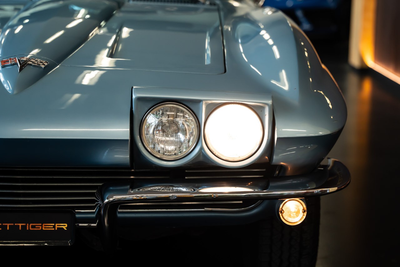 CHEVROLET CORVETTE STINGRAY-image-9
