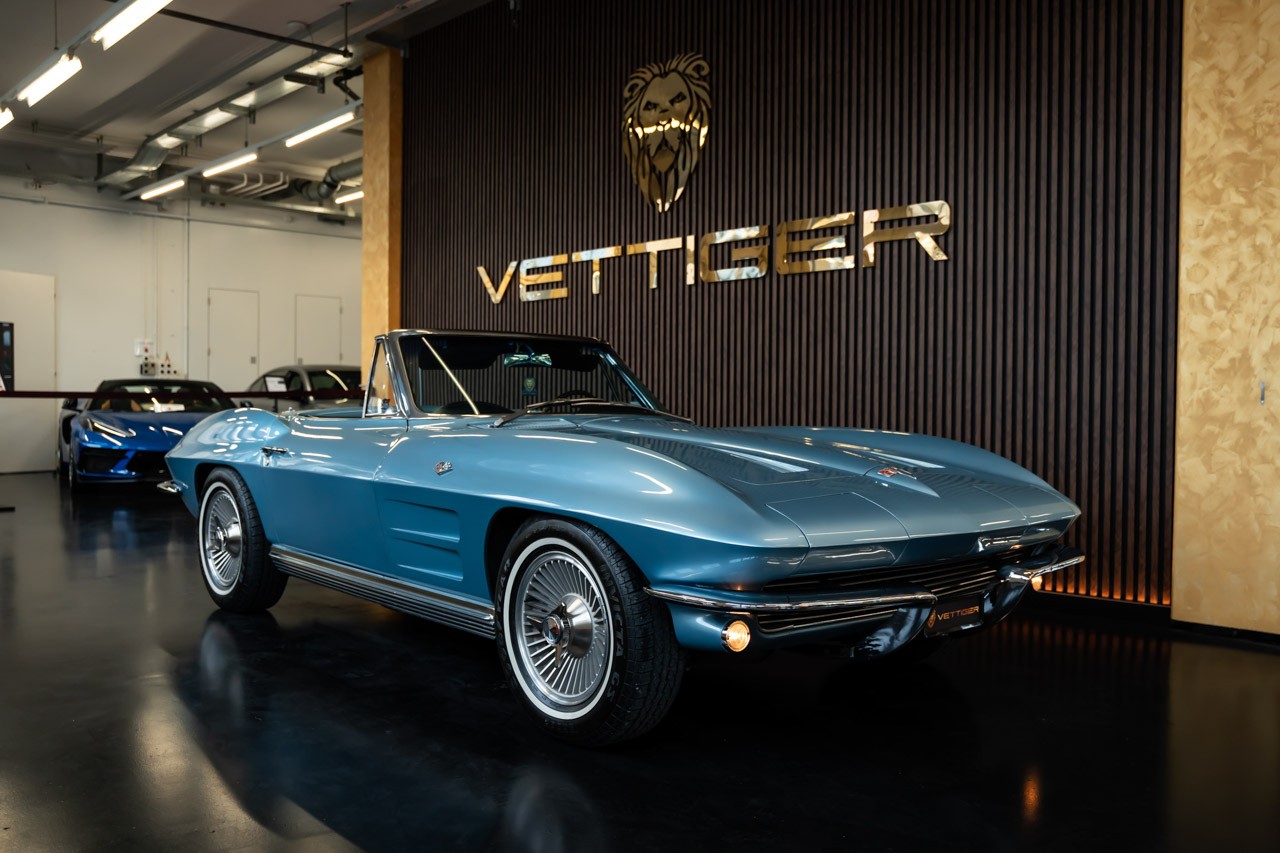 CHEVROLET CORVETTE STINGRAY-image-0
