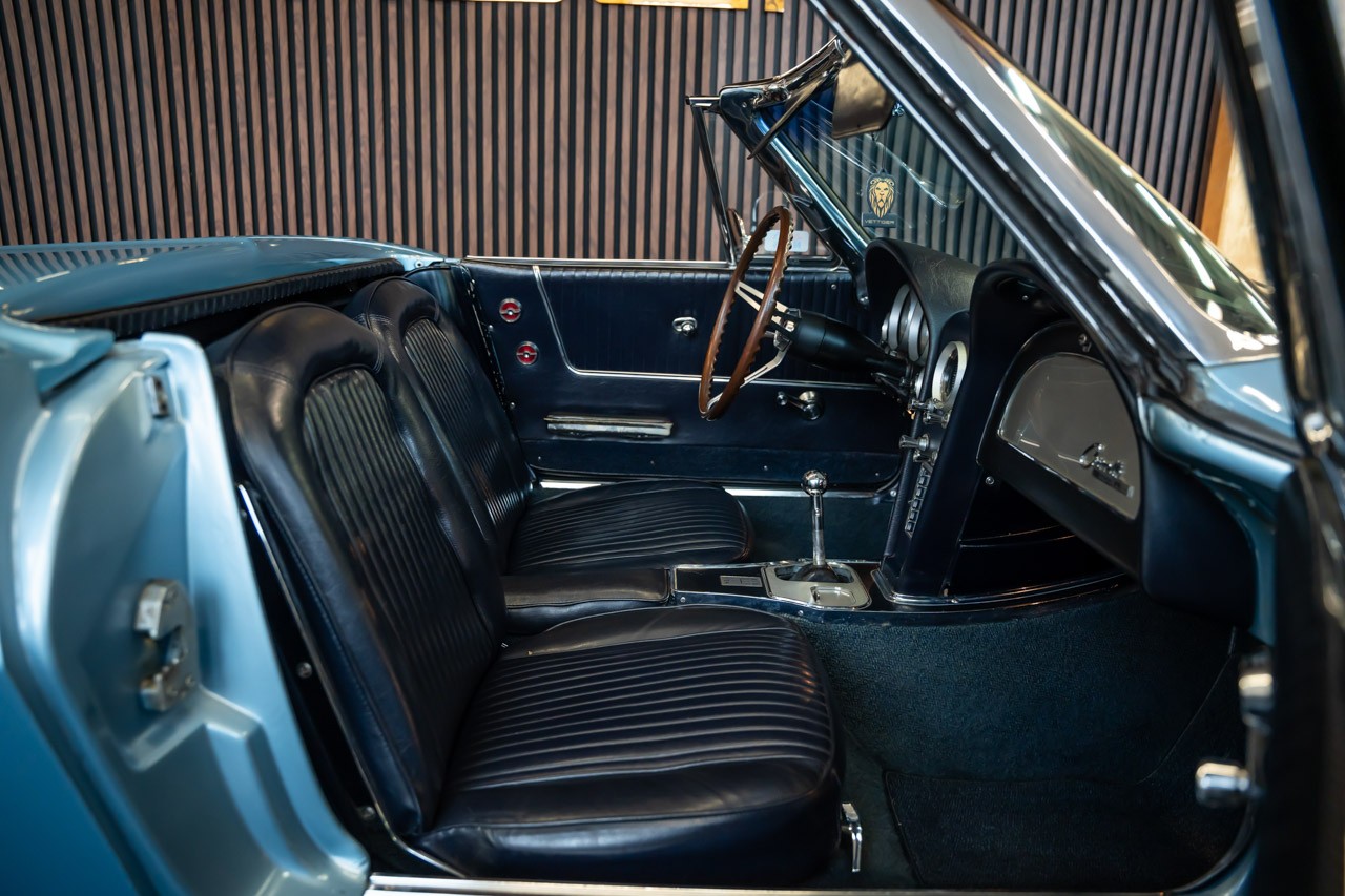 CHEVROLET CORVETTE STINGRAY-image-15