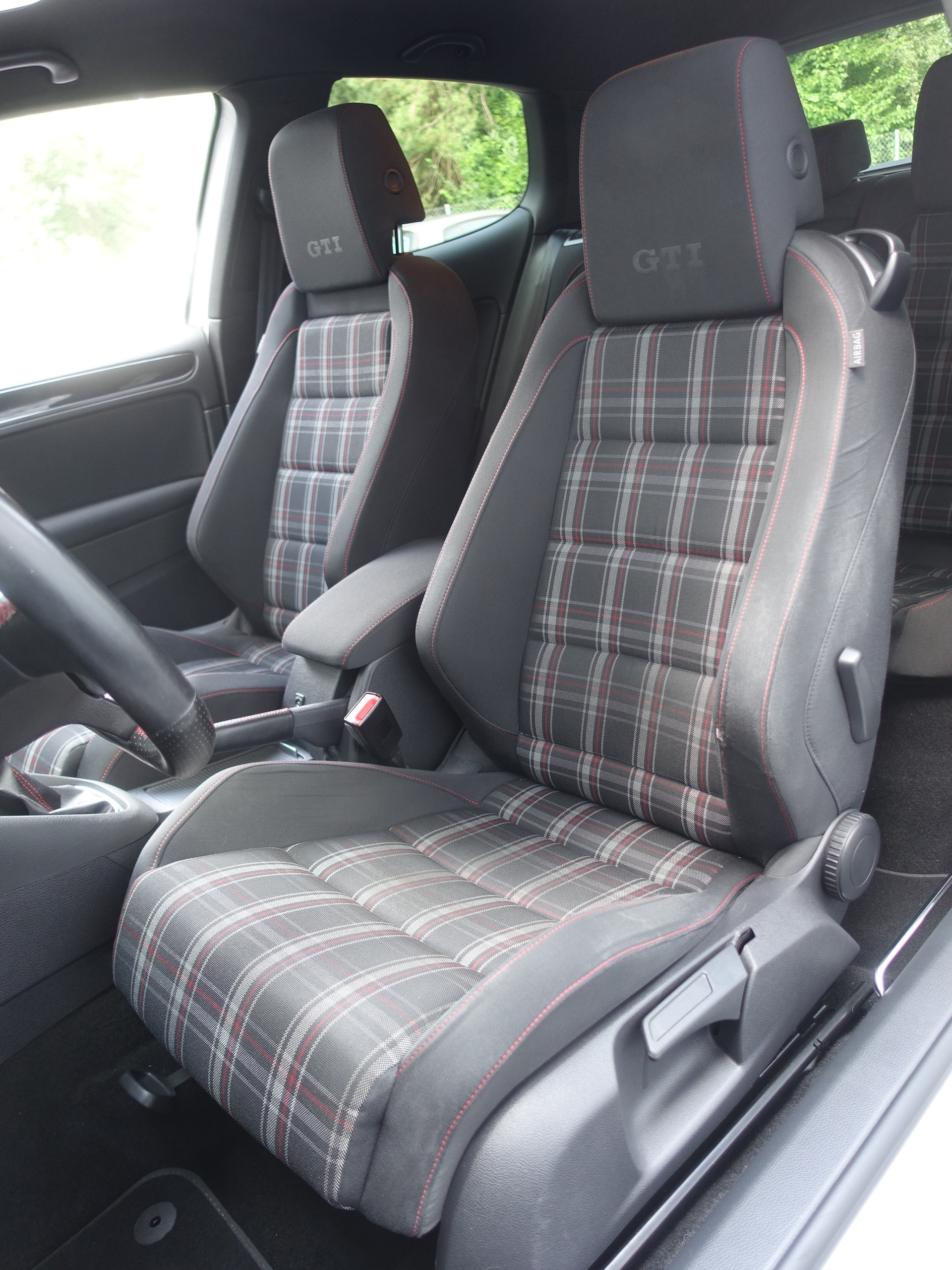 VW Golf 2.0 TSI GTI Team-image-8