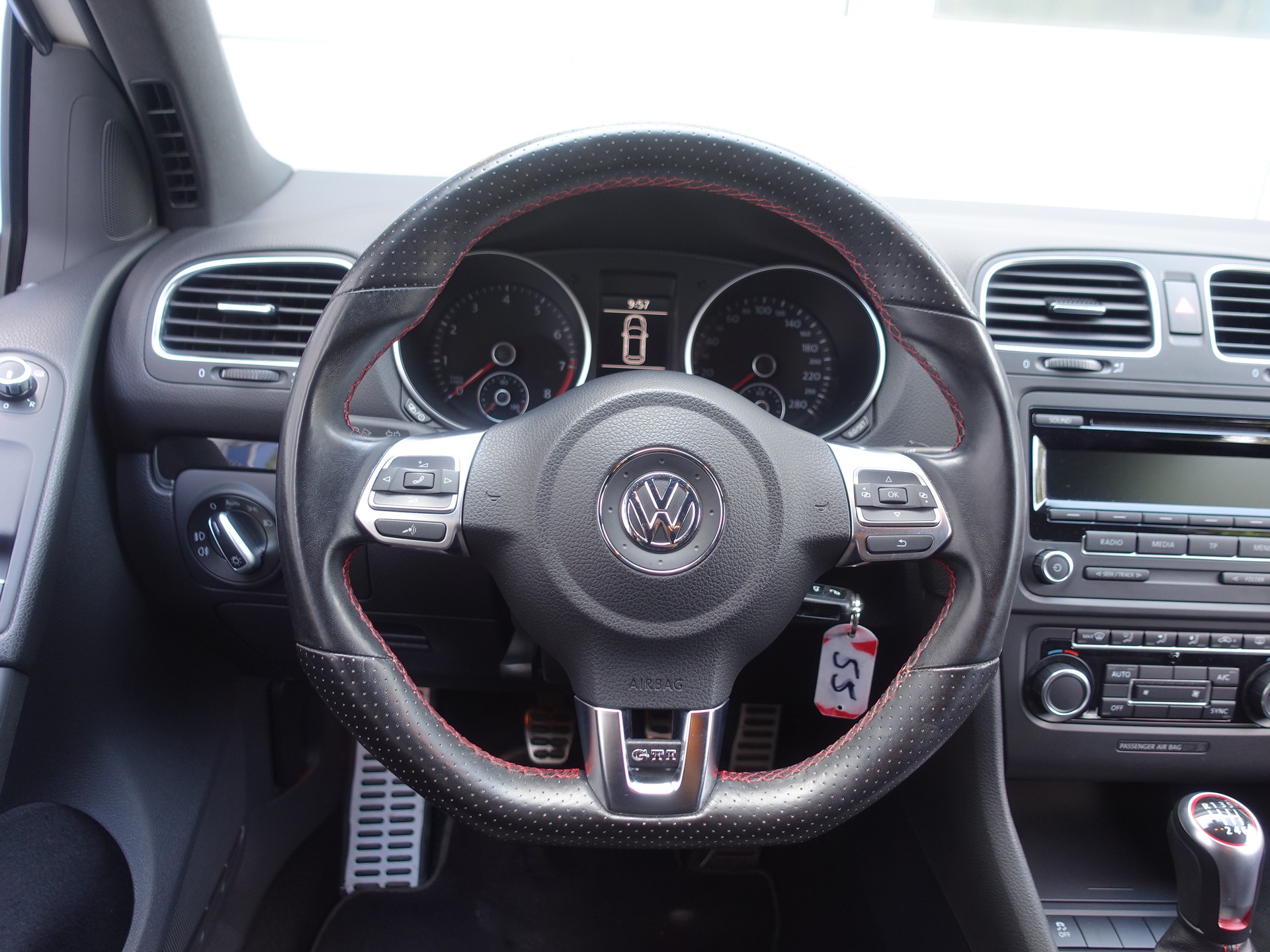 VW Golf 2.0 TSI GTI Team-image-11