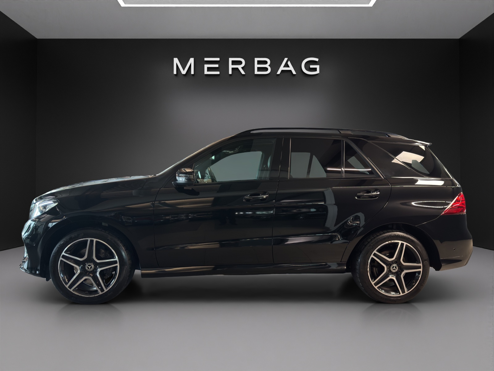 MERCEDES-BENZ GLE 350 d Executive 4M-image-1
