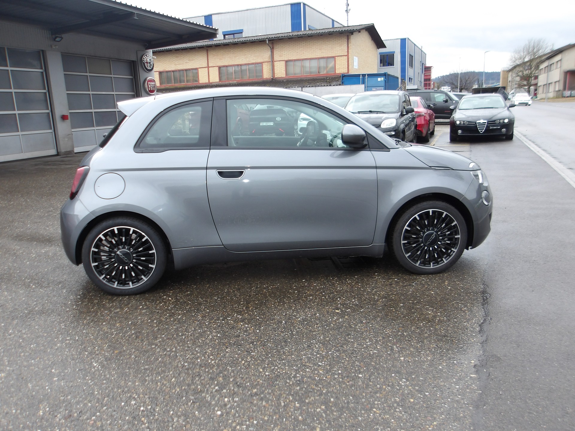 FIAT 500 electric 87 kW Icon-image-6