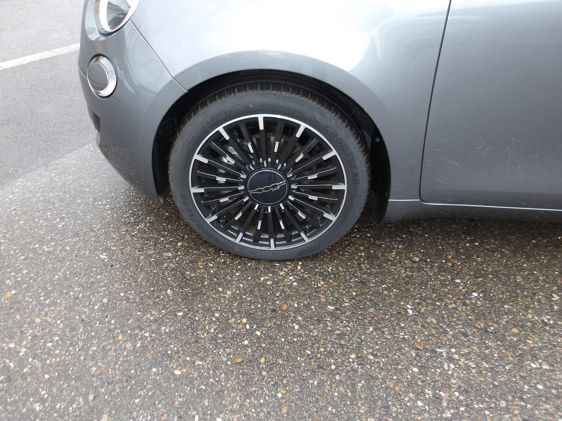 FIAT 500 electric 87 kW Icon-image-2
