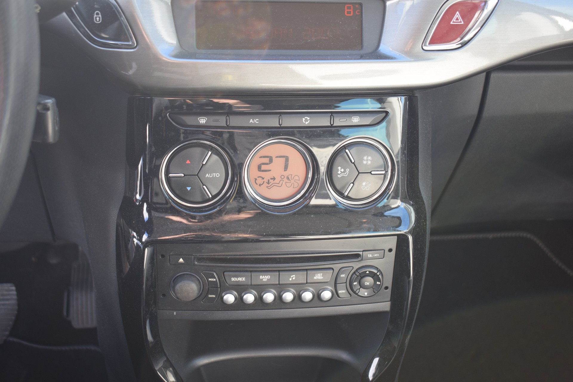 CITROEN C3 1.6i 16V Exclusive-image-10