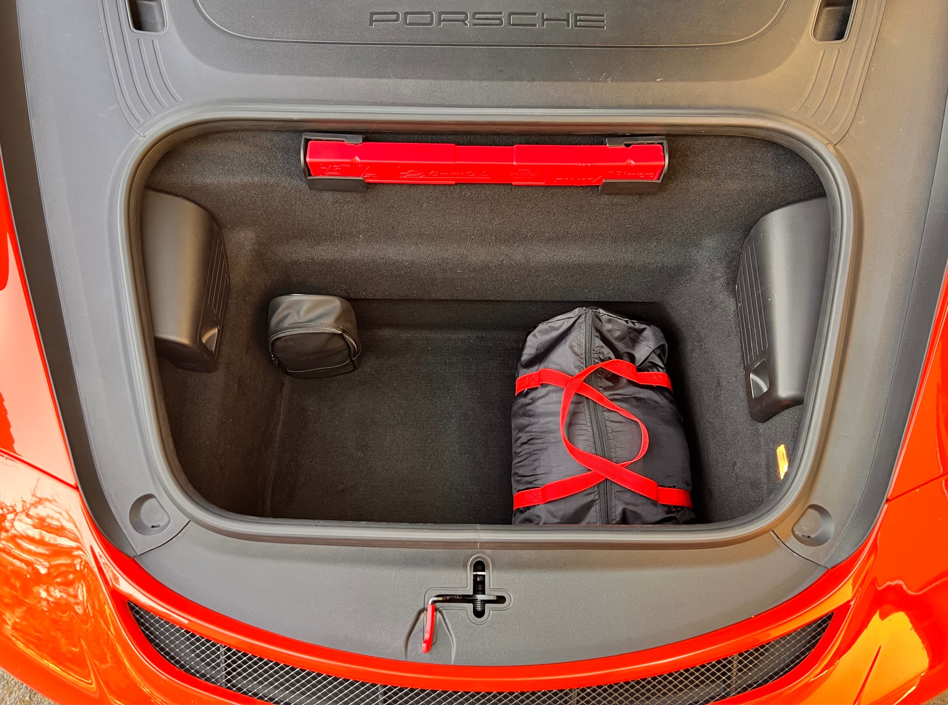PORSCHE 911 GT3 RS Manthey-image-8