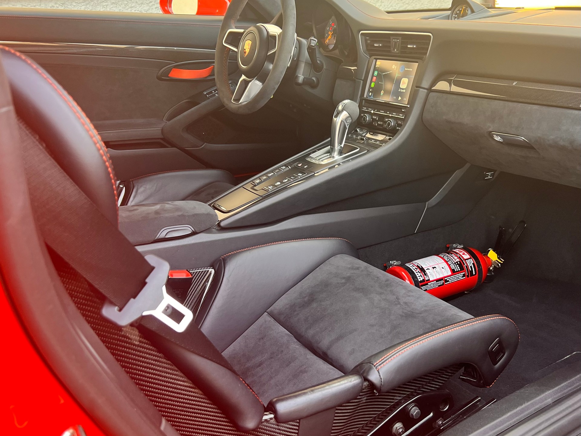 PORSCHE 911 GT3 RS Manthey-image-10