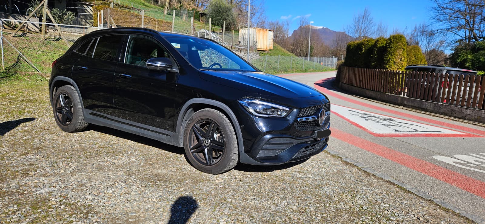MERCEDES-BENZ GLA 250 4Matic AMG Line 8G-DCT-image-3