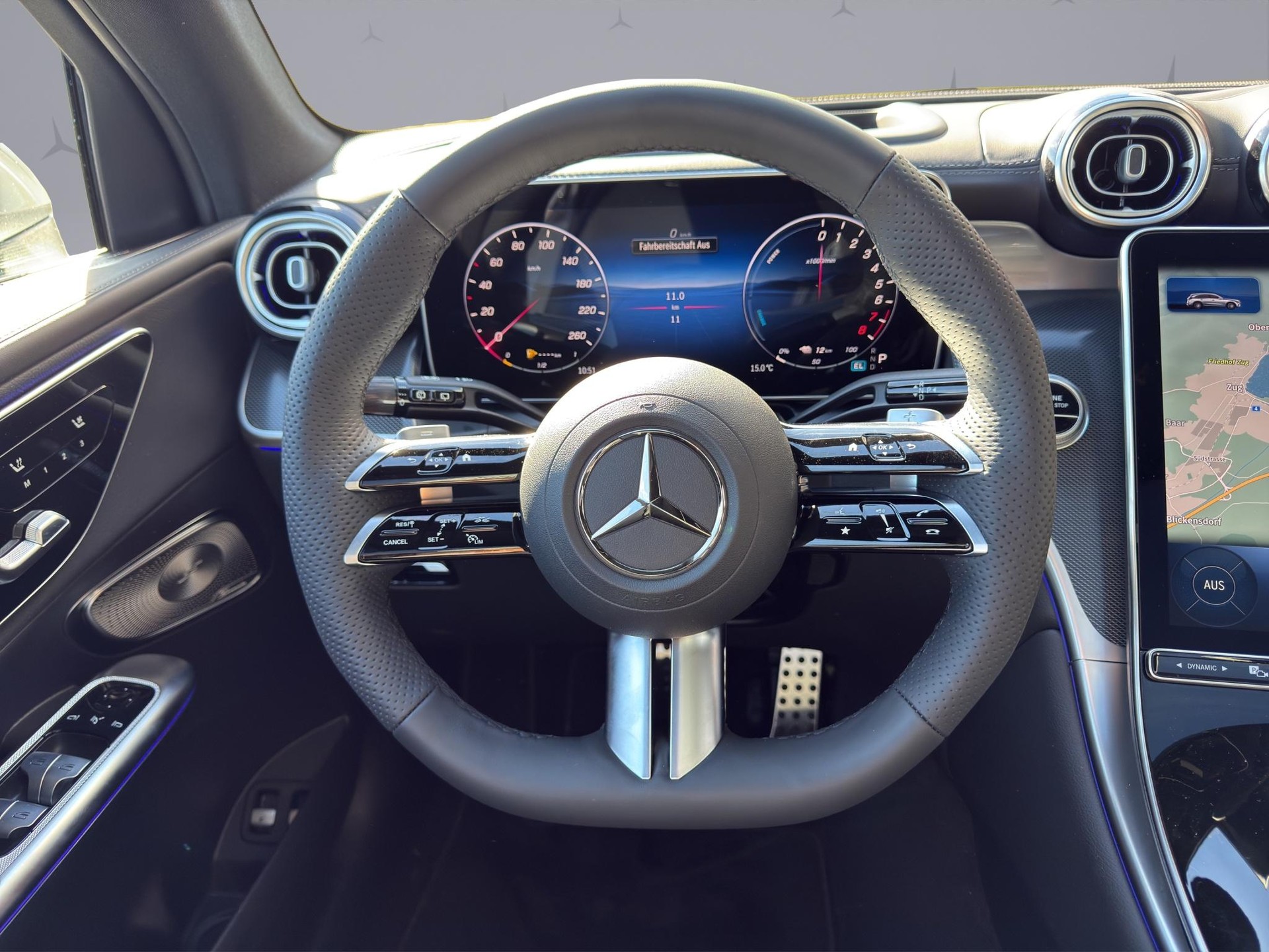 MERCEDES-BENZ GLC 400 e AMG Line 4matic-image-11