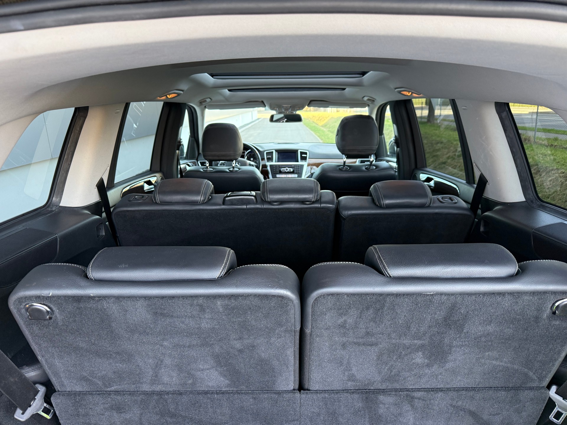 MERCEDES-BENZ GL 350 BlueTEC 4Matic 7G-TRONIC-image-11