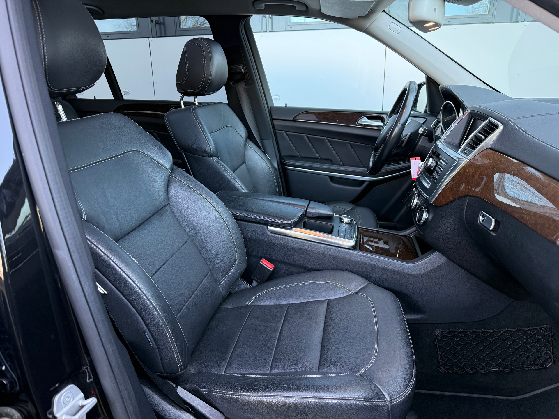 MERCEDES-BENZ GL 350 BlueTEC 4Matic 7G-TRONIC-image-6