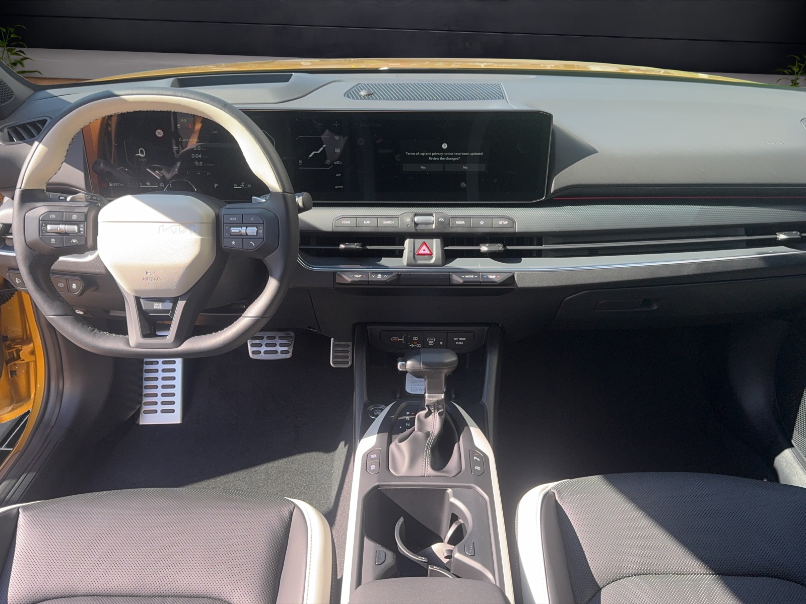 KIA K4 1.6 T-GDI GT-Line-image-5