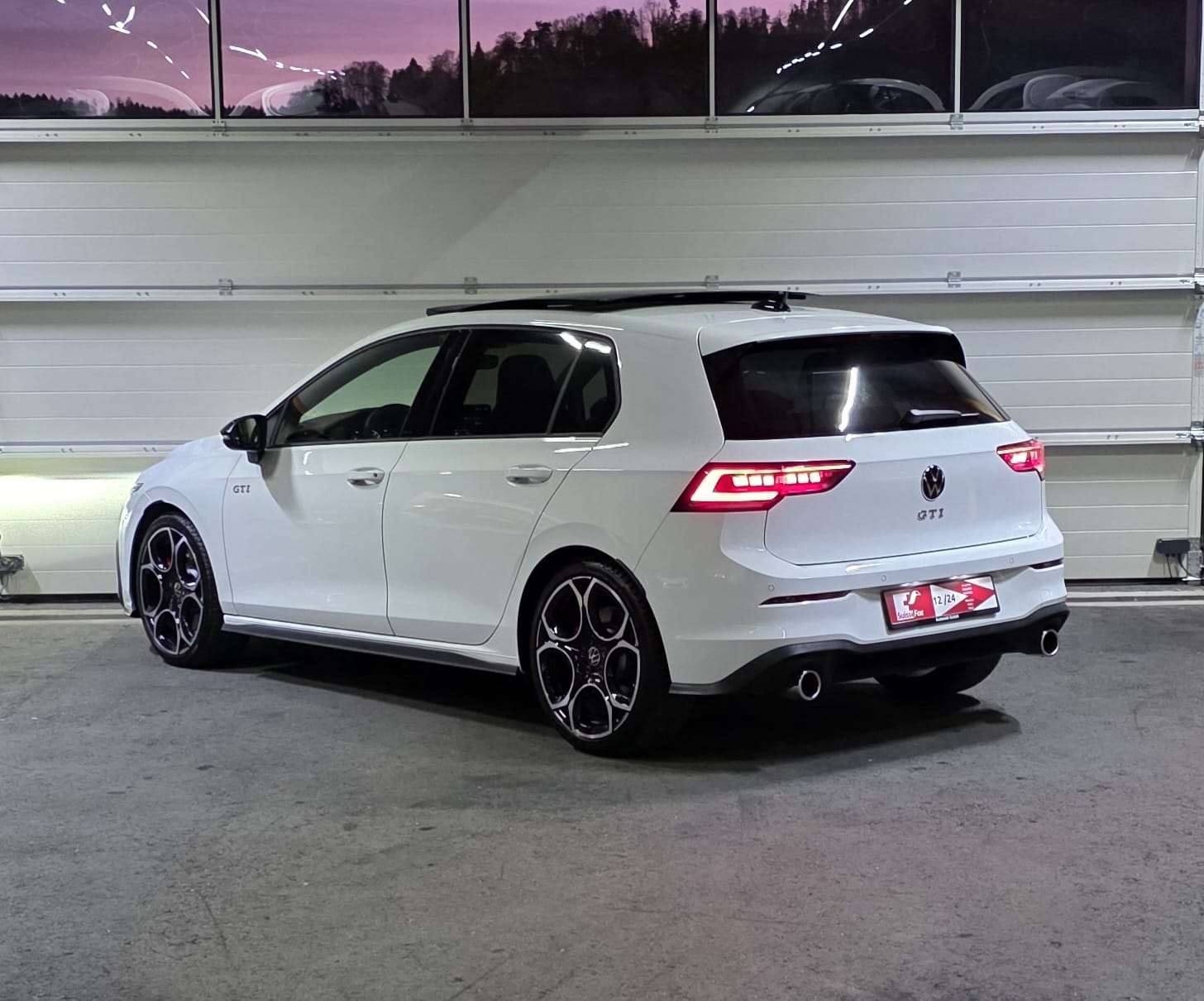 VW Golf 2.0 TSI GTI DSG-image-2