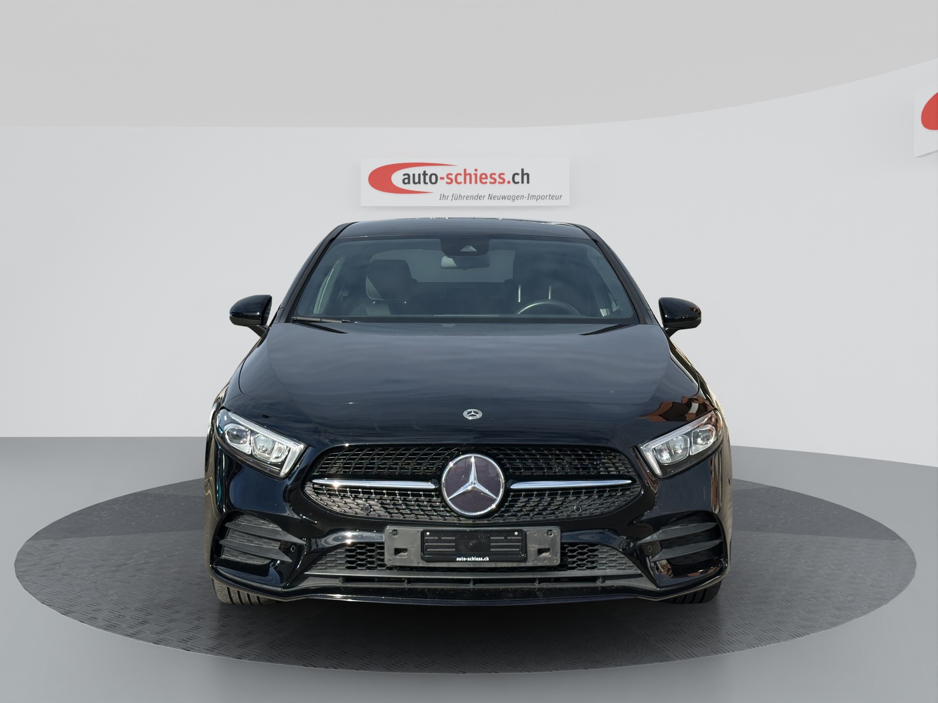 MERCEDES-BENZ A 250e AMG Night 8G-DCT-image-1