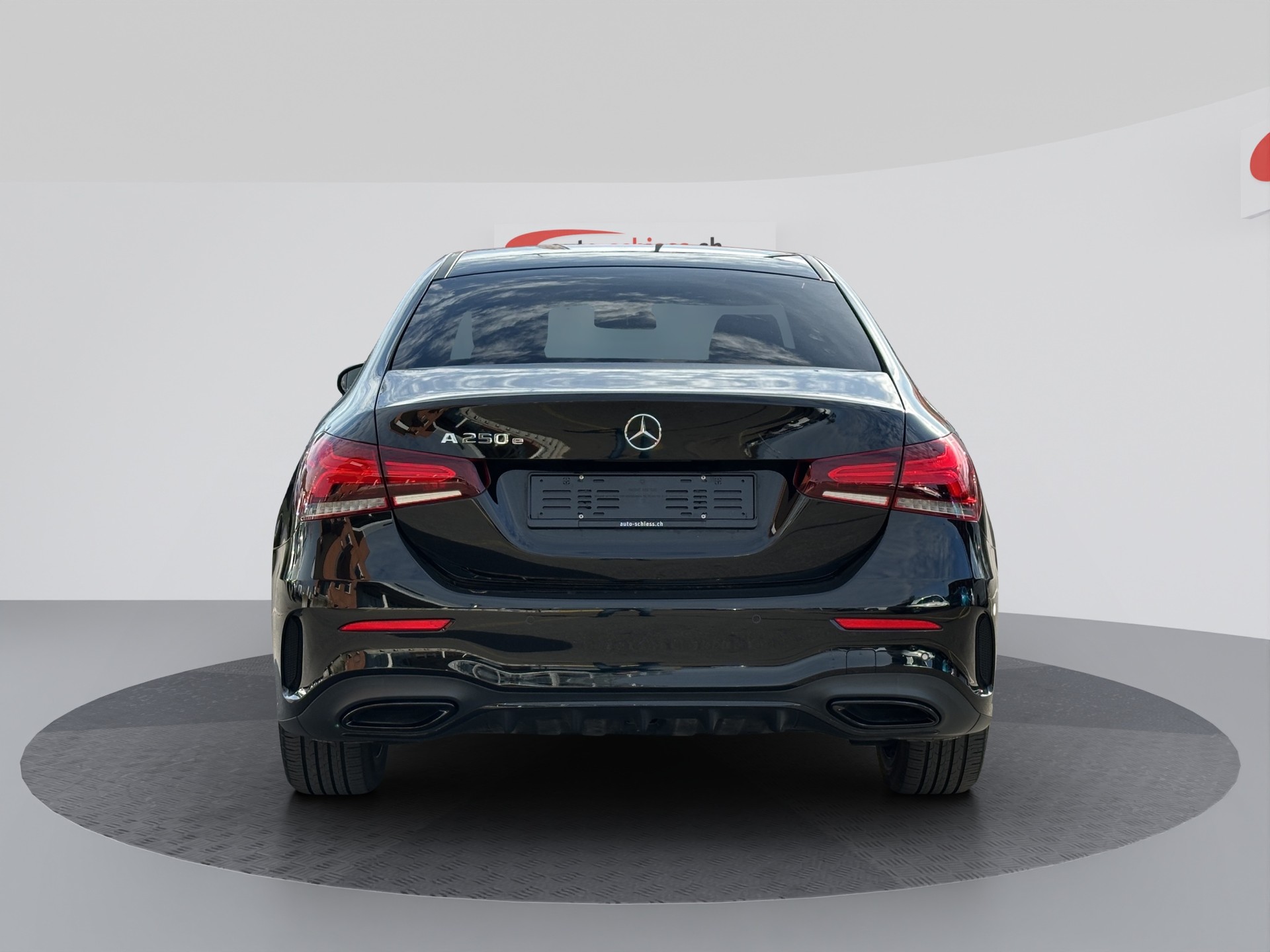 MERCEDES-BENZ A 250e AMG Night 8G-DCT-image-3