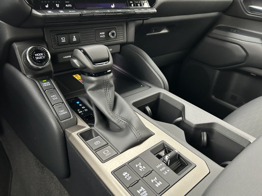 TOYOTA LandCruiser 2.8 48V Inv.-image-11