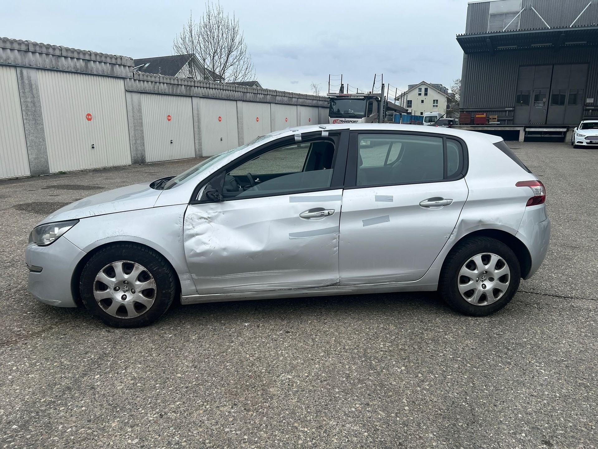 PEUGEOT 308 1.6 THP Active-image-6