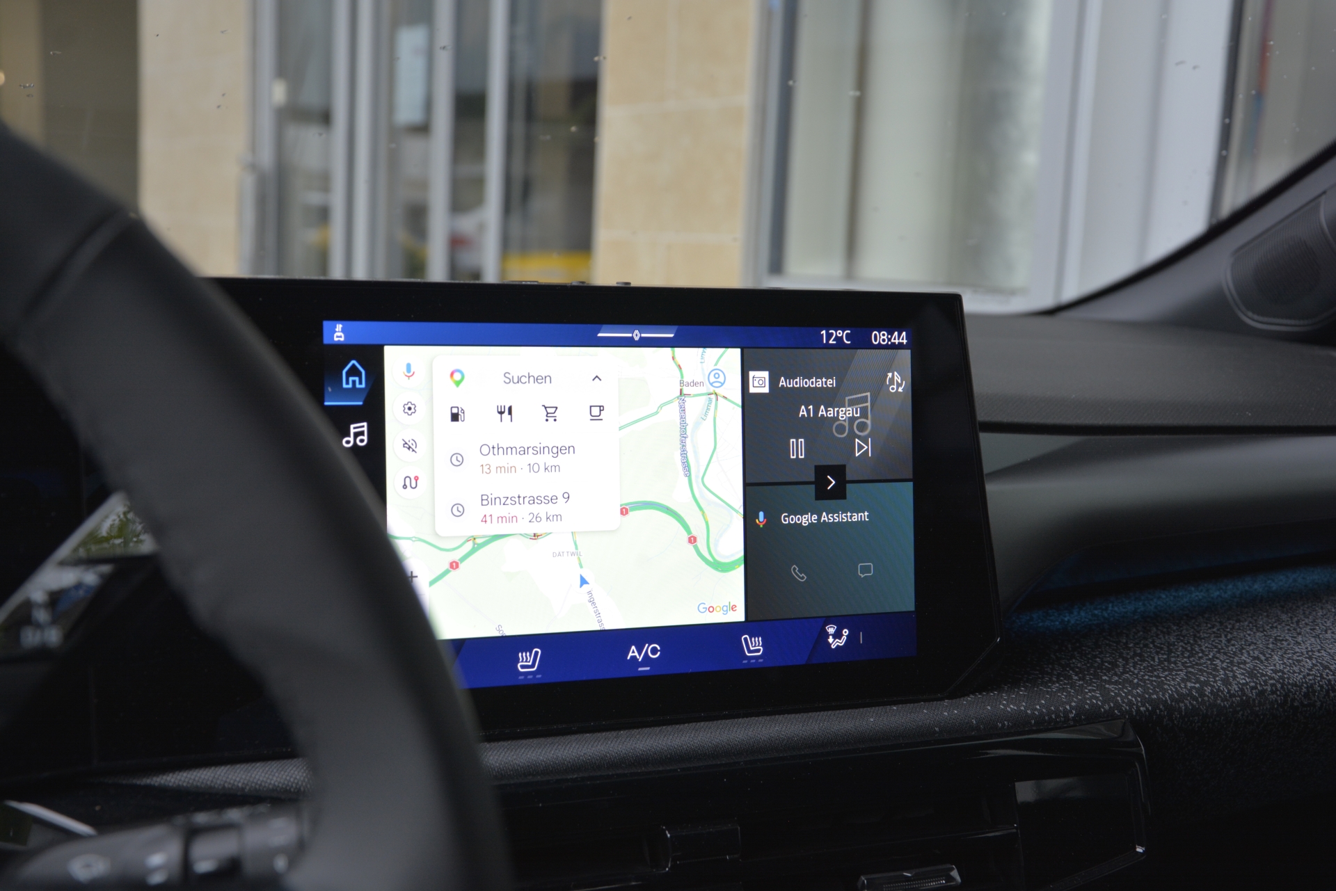 RENAULT CLIO techno full hybrid E-Tech 160-image-8