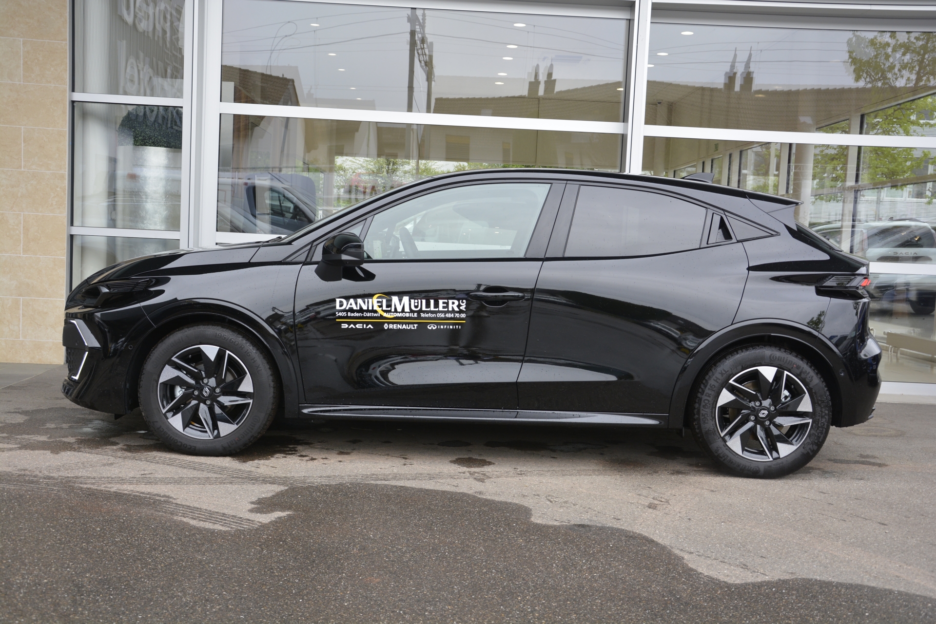 RENAULT CLIO techno full hybrid E-Tech 160-image-2