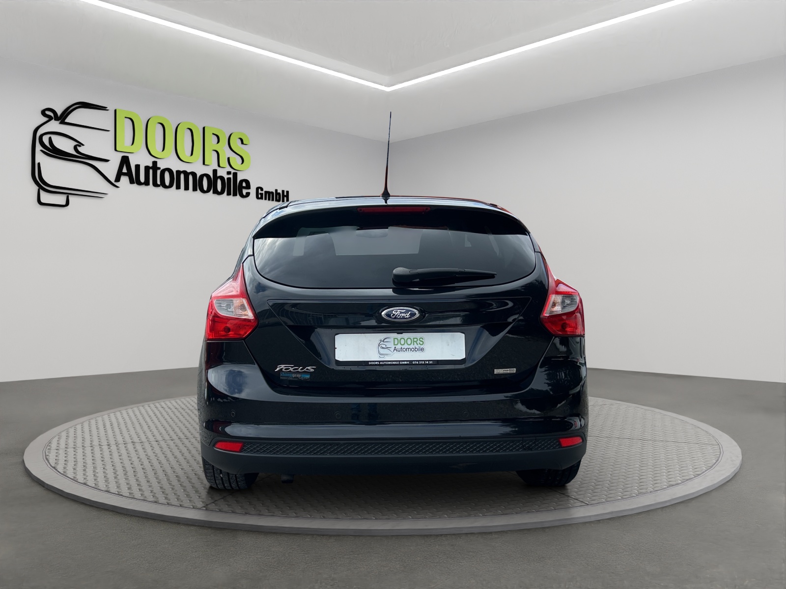 FORD Focus 1.0 SCTi Titanium-image-5