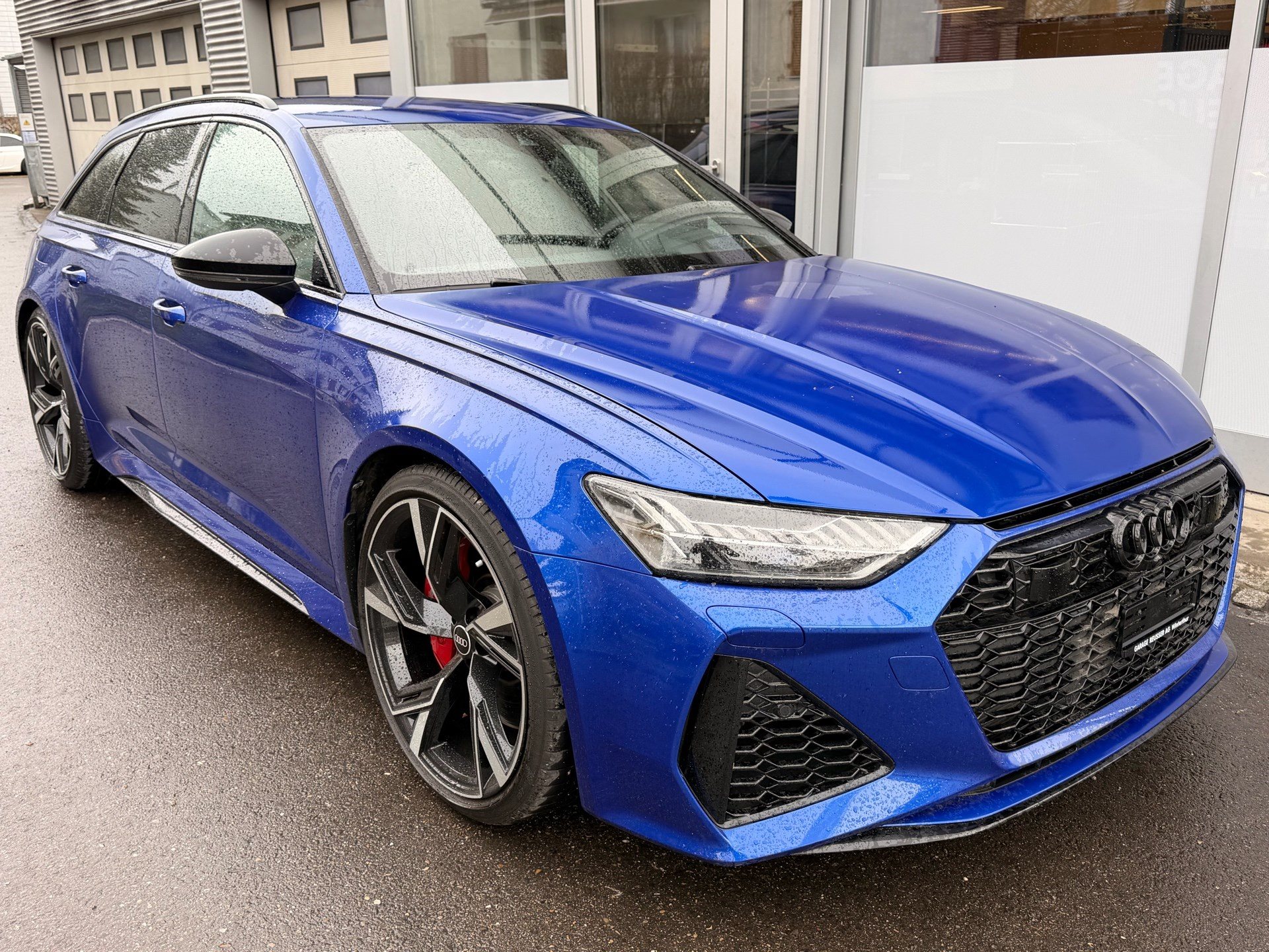AUDI RS6 AVANT 4.0 TFSI QUATTOR *** ASSISTENZPAKET, MATRIX LED & ANHÄNGEKUPPLUNG ***-image-2