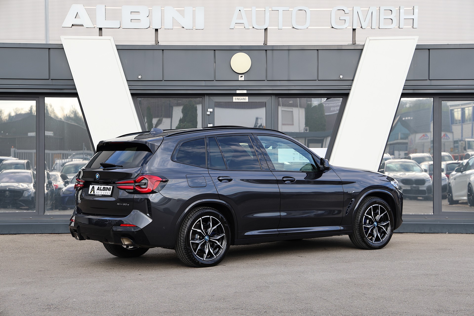 BMW X3 xDrive 30e M Sport *CH-Fahrzeug* *AHK 2T*-showroom-element-2