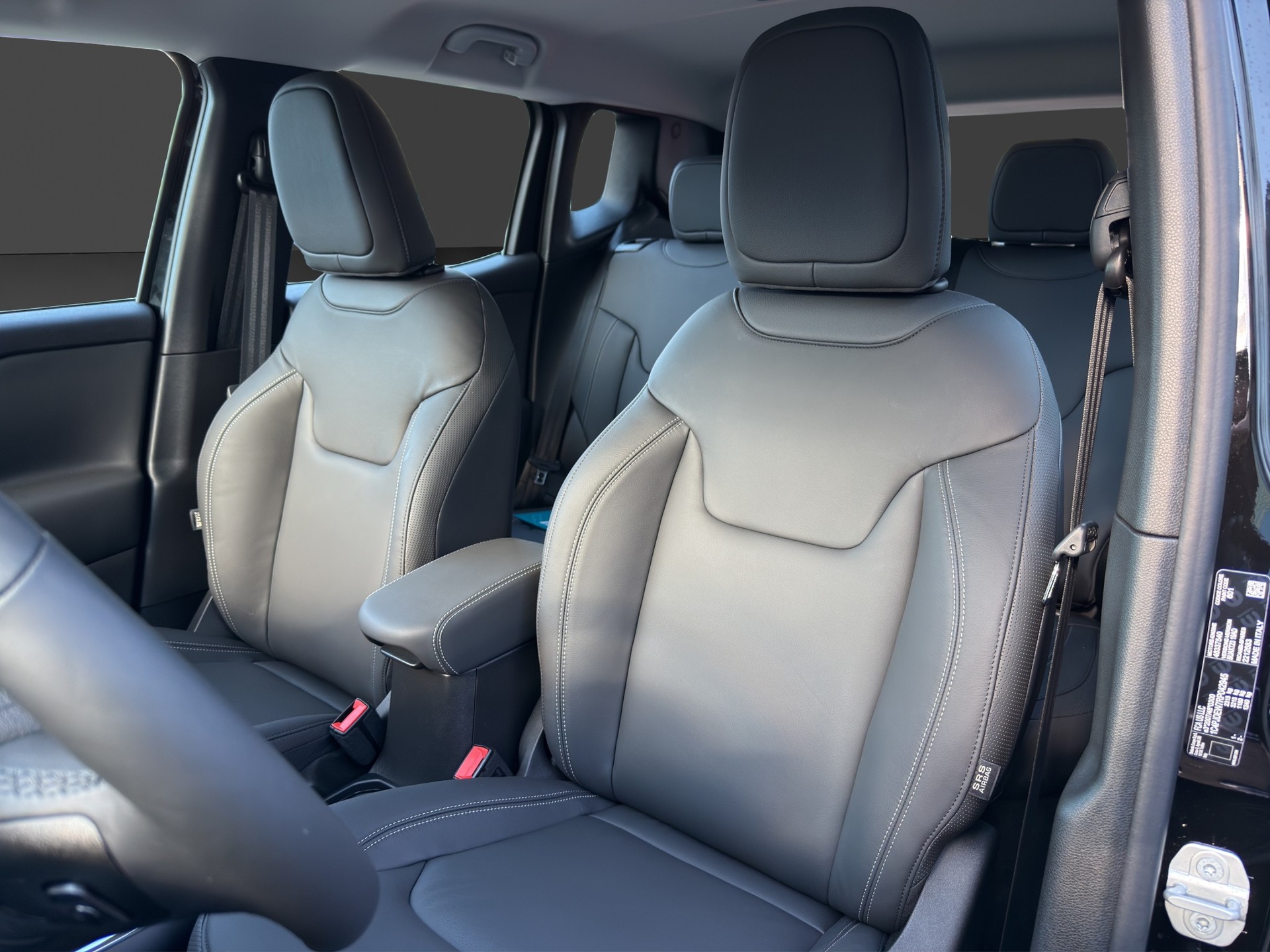JEEP Renegade 1.3 T PHEV Summit AWD-image-15