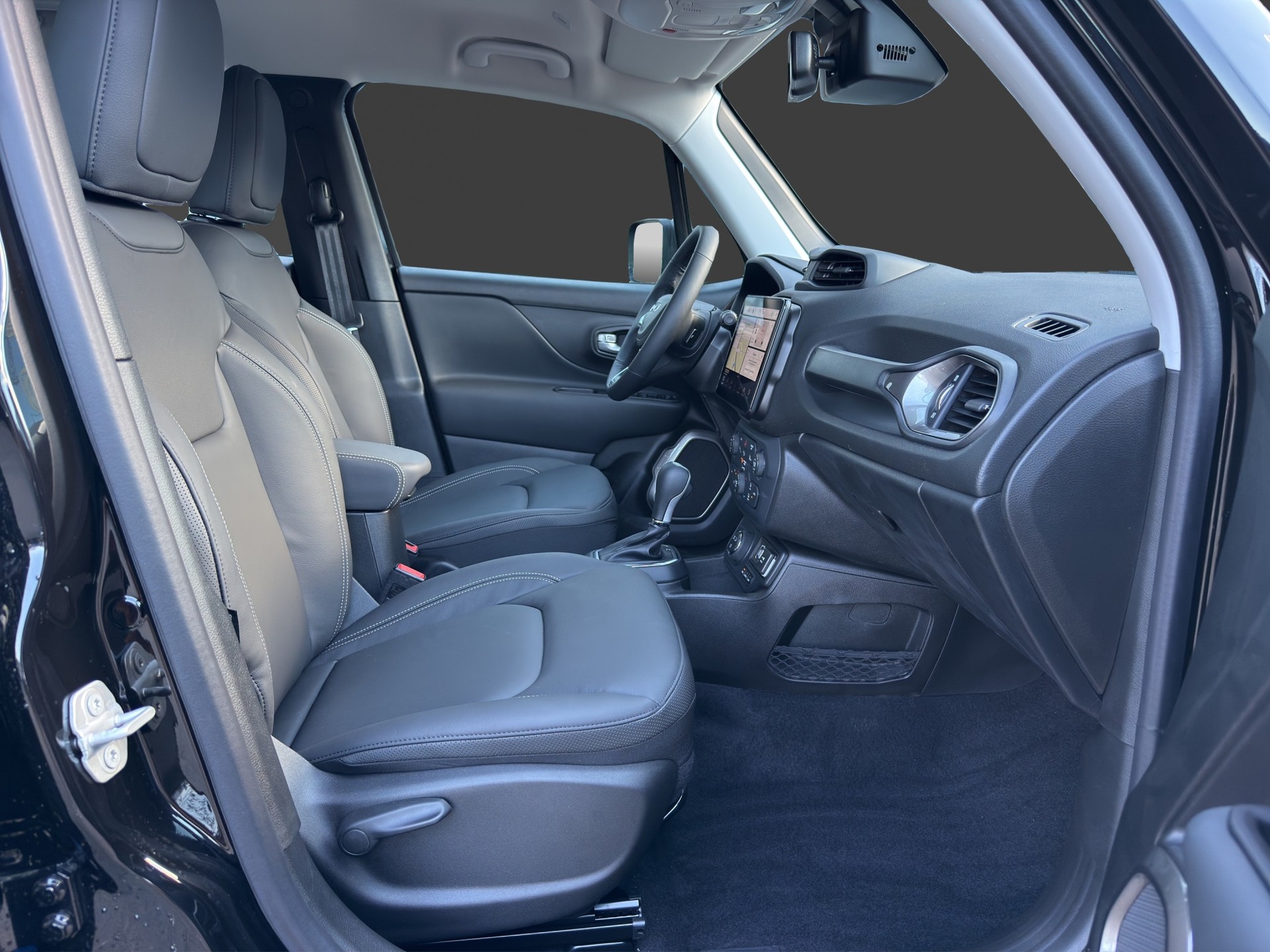 JEEP Renegade 1.3 T PHEV Summit AWD-image-13