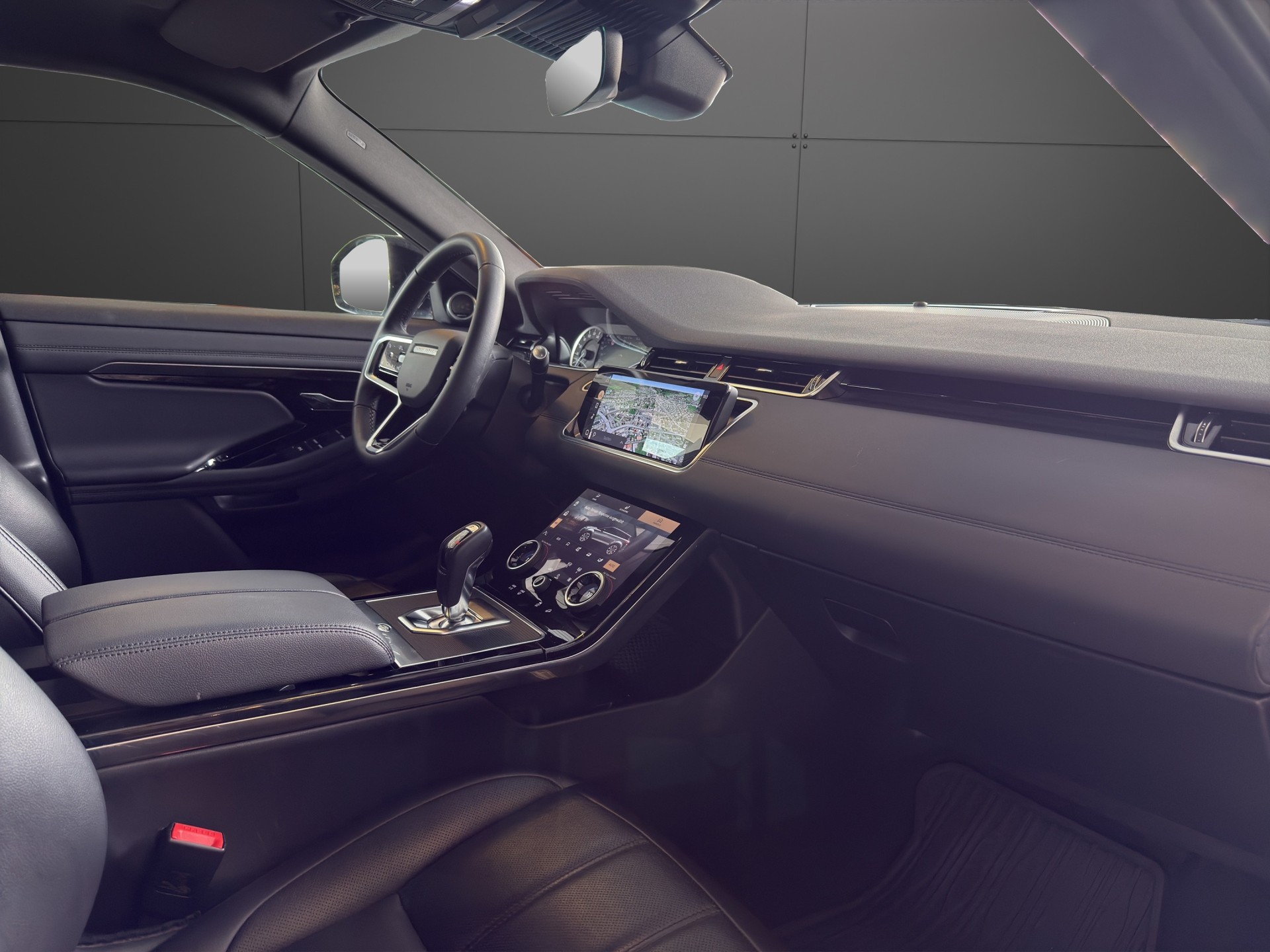 LAND ROVER Range Rover Evoque P 200 MHEV SE AT9-image-8