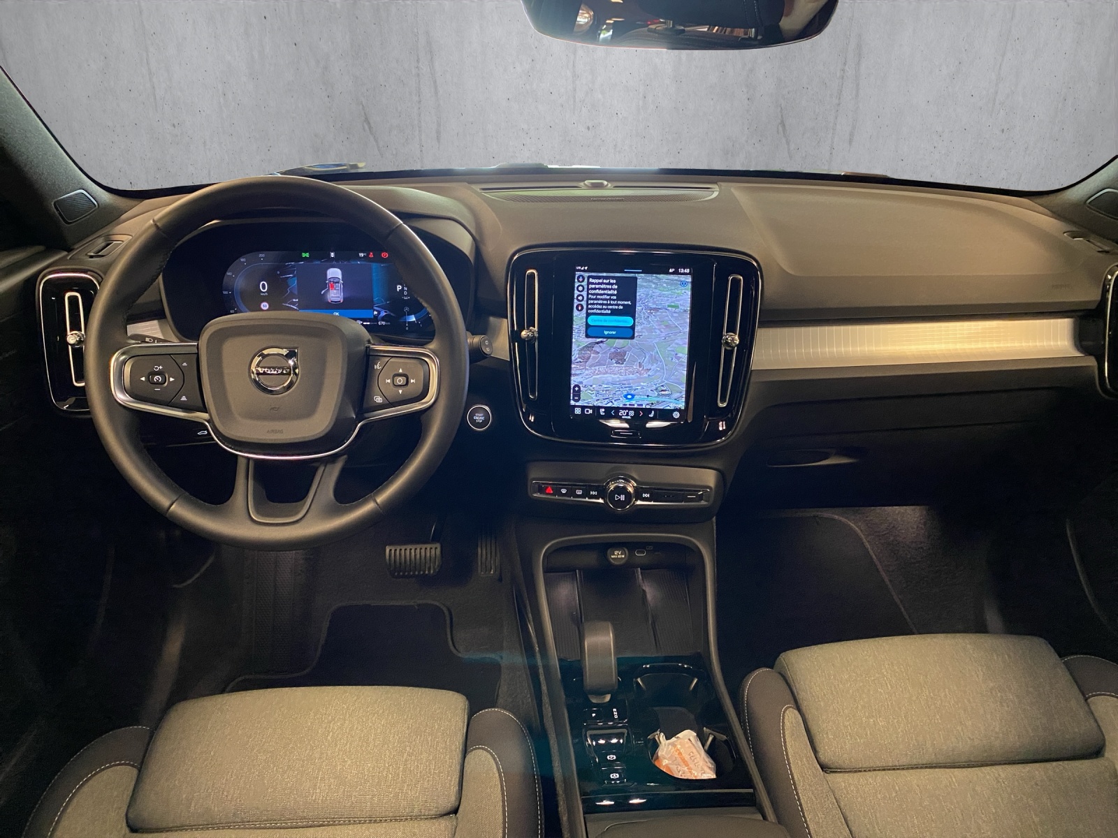 VOLVO XC40 B4 Benzin Mild Hybrid Plus Dark DCT-image-11