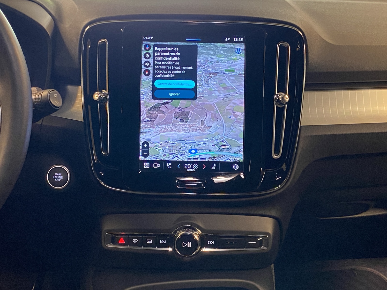 VOLVO XC40 B4 Benzin Mild Hybrid Plus Dark DCT-image-10