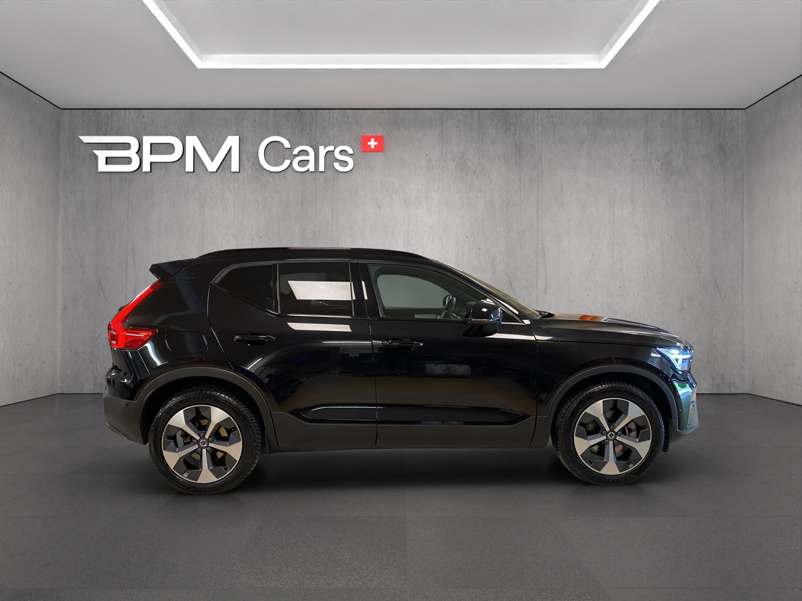 VOLVO XC40 B4 Benzin Mild Hybrid Plus Dark DCT-image-16