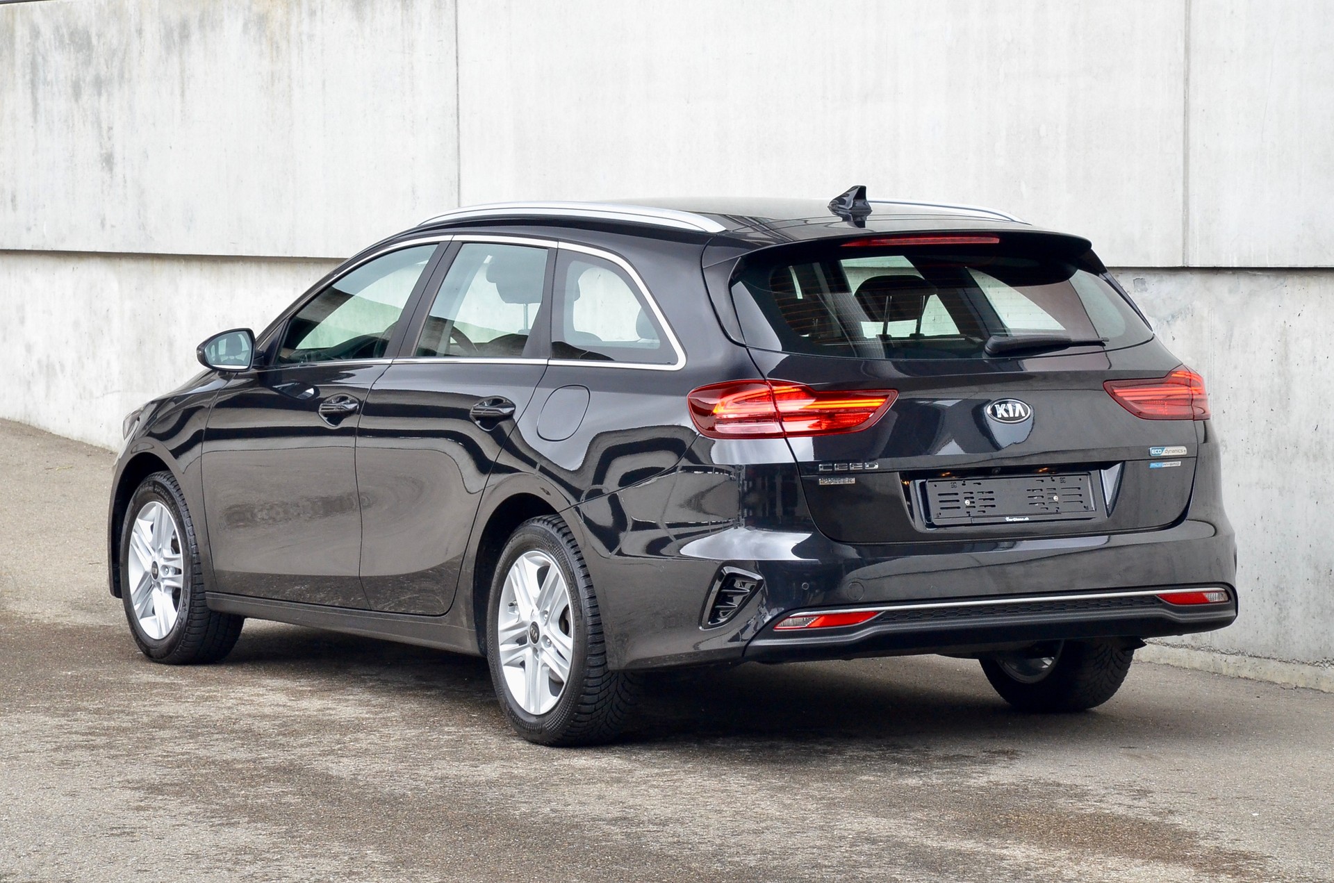 KIA Ceed Sportswagon 1.5 T-GDi MHEV Power DCT-image-5