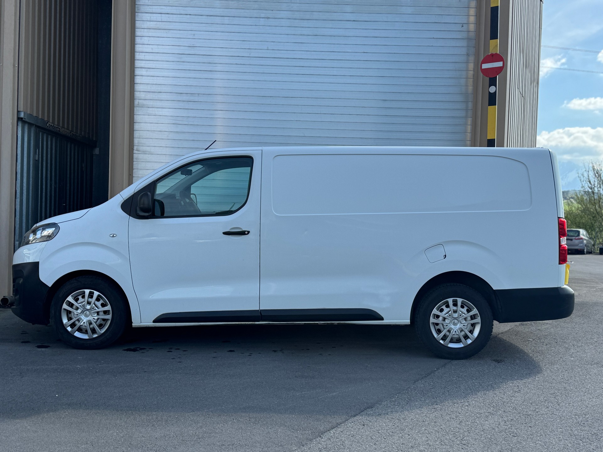 CITROEN Jumpy 2.0 BlueHDi 120 XL Komfort-image-2