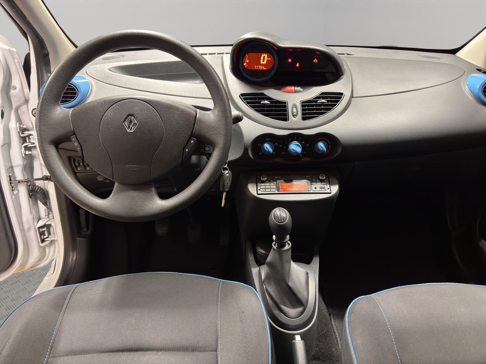 RENAULT Twingo 1.2 16V Expression-image-7