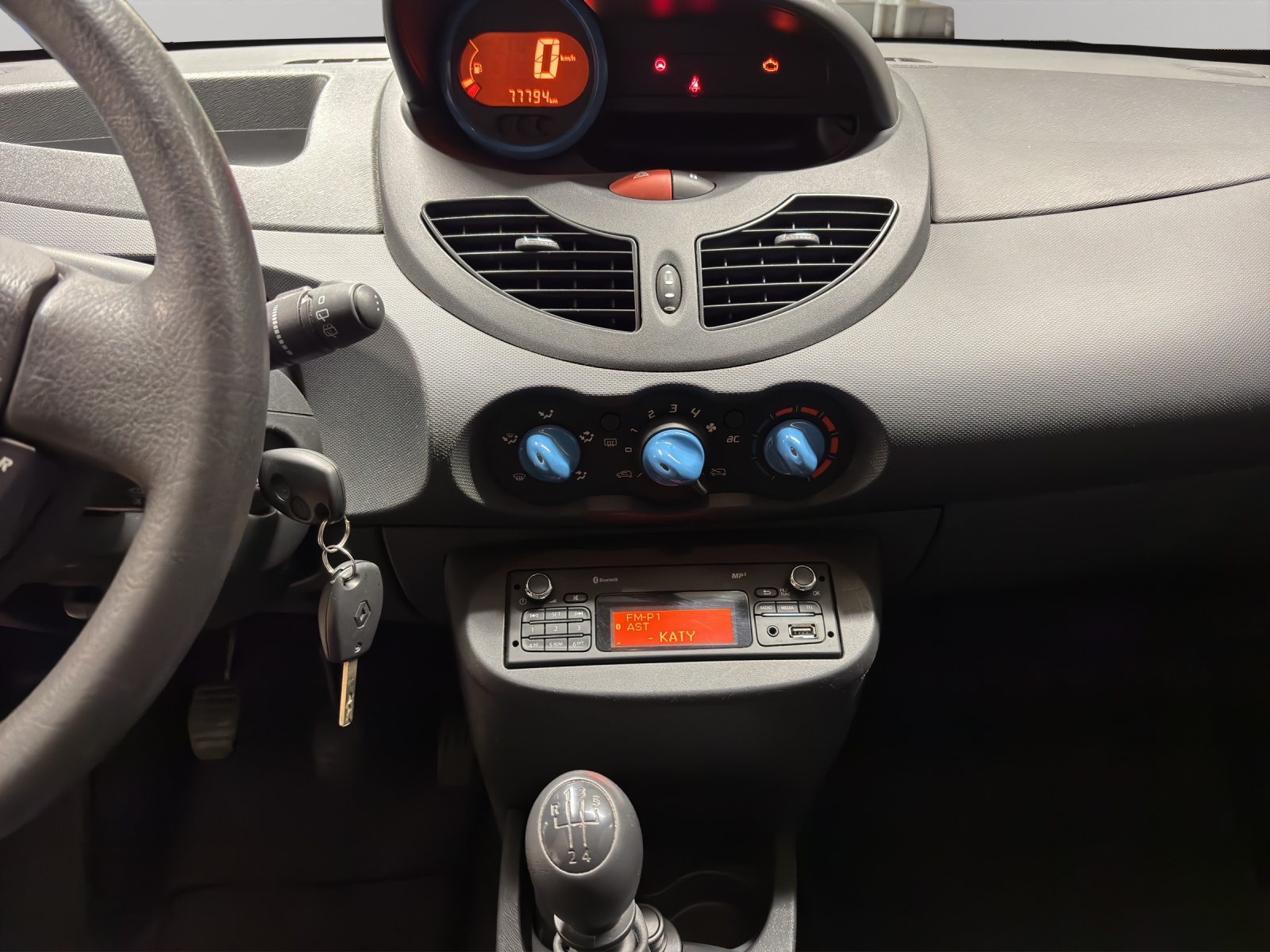 RENAULT Twingo 1.2 16V Expression-image-8