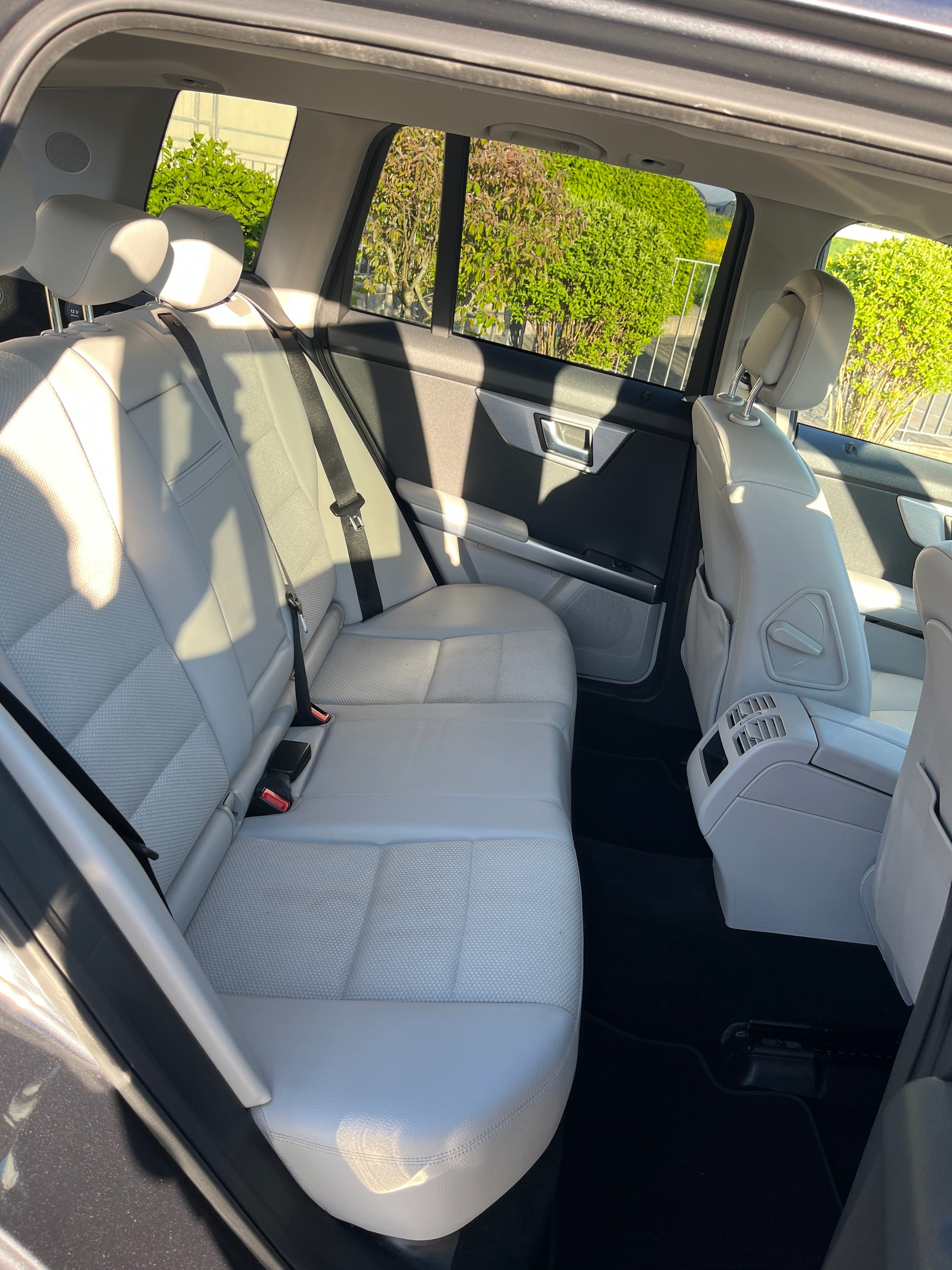 MERCEDES-BENZ GLK 220 CDI BlueEfficiency 4Matic 7G-Tronic-image-4